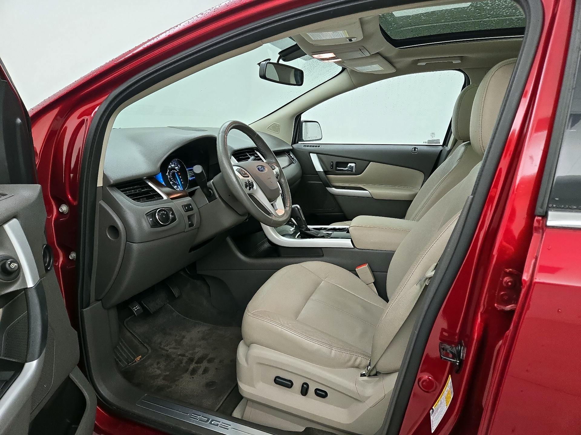 Thumbnail: 2014 Ford Edge - 11