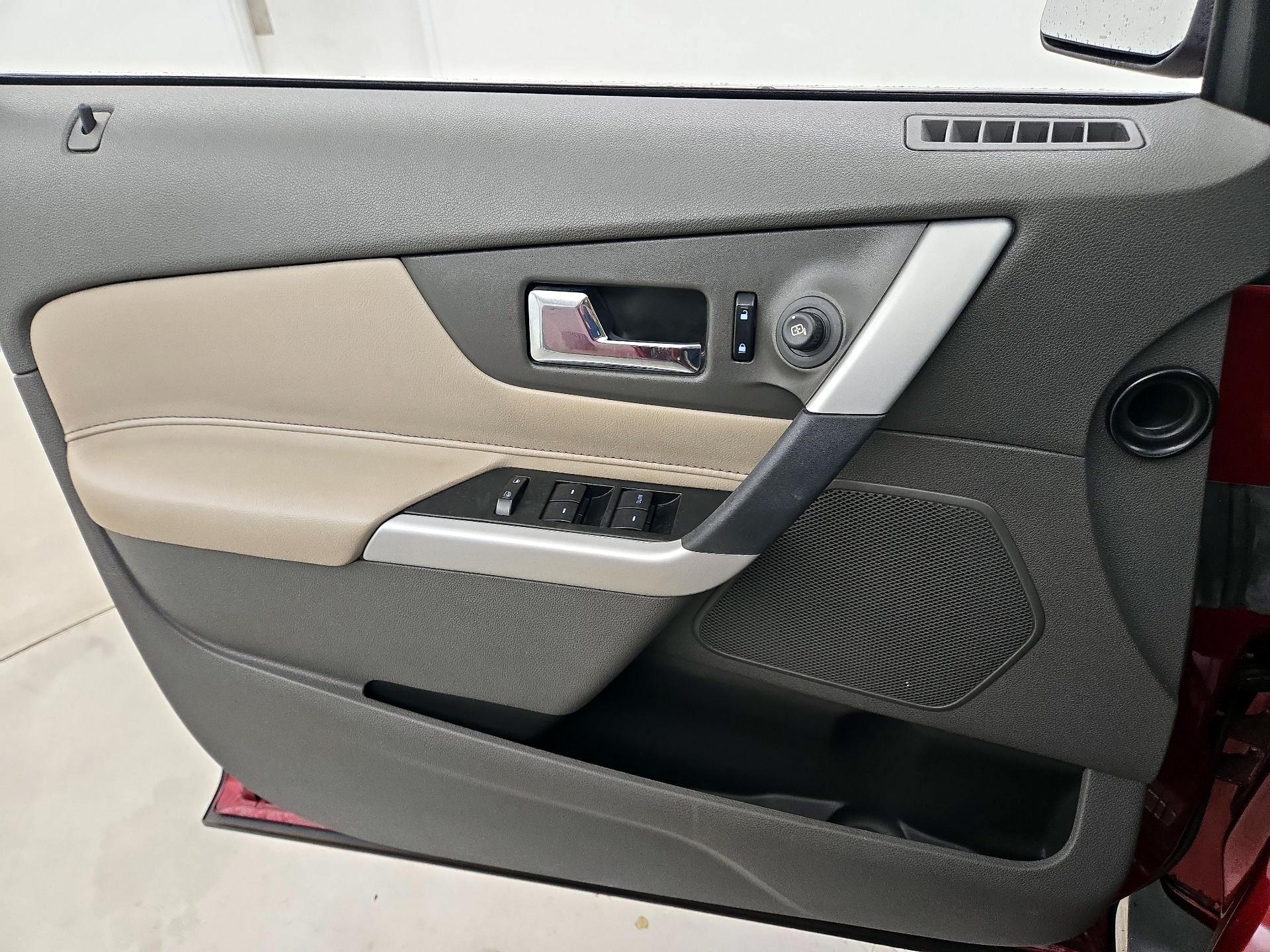 Thumbnail: 2014 Ford Edge - 12