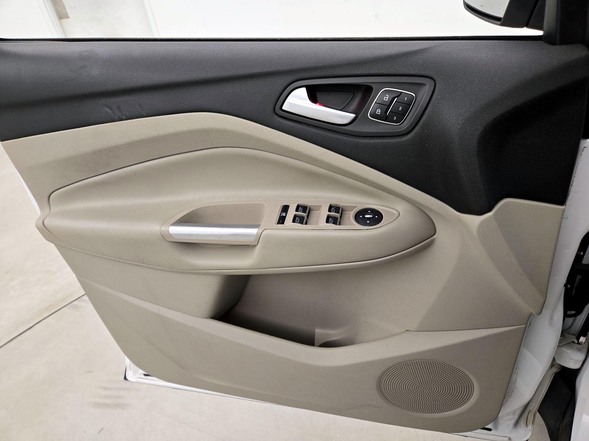 Thumbnail: 2014 Ford Escape - 12