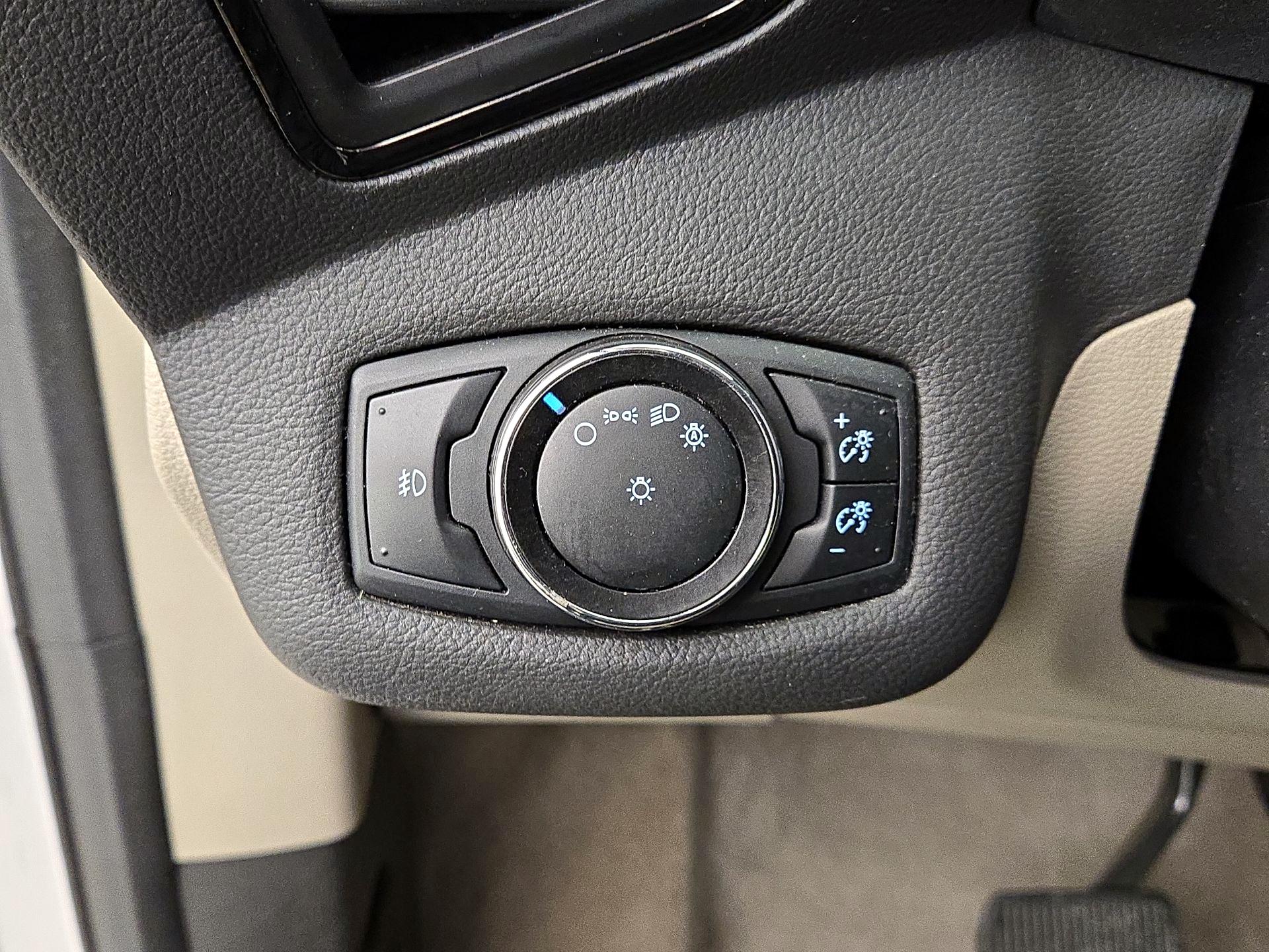 Thumbnail: 2014 Ford Escape - 13