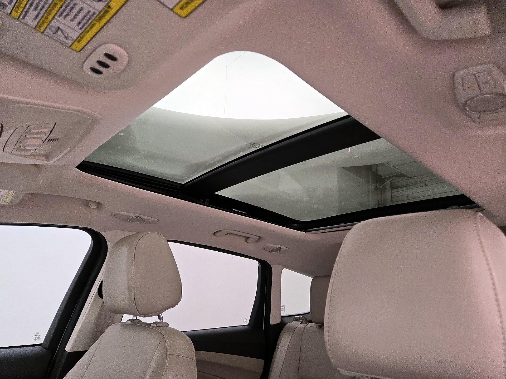 Thumbnail: 2014 Ford Escape - 19