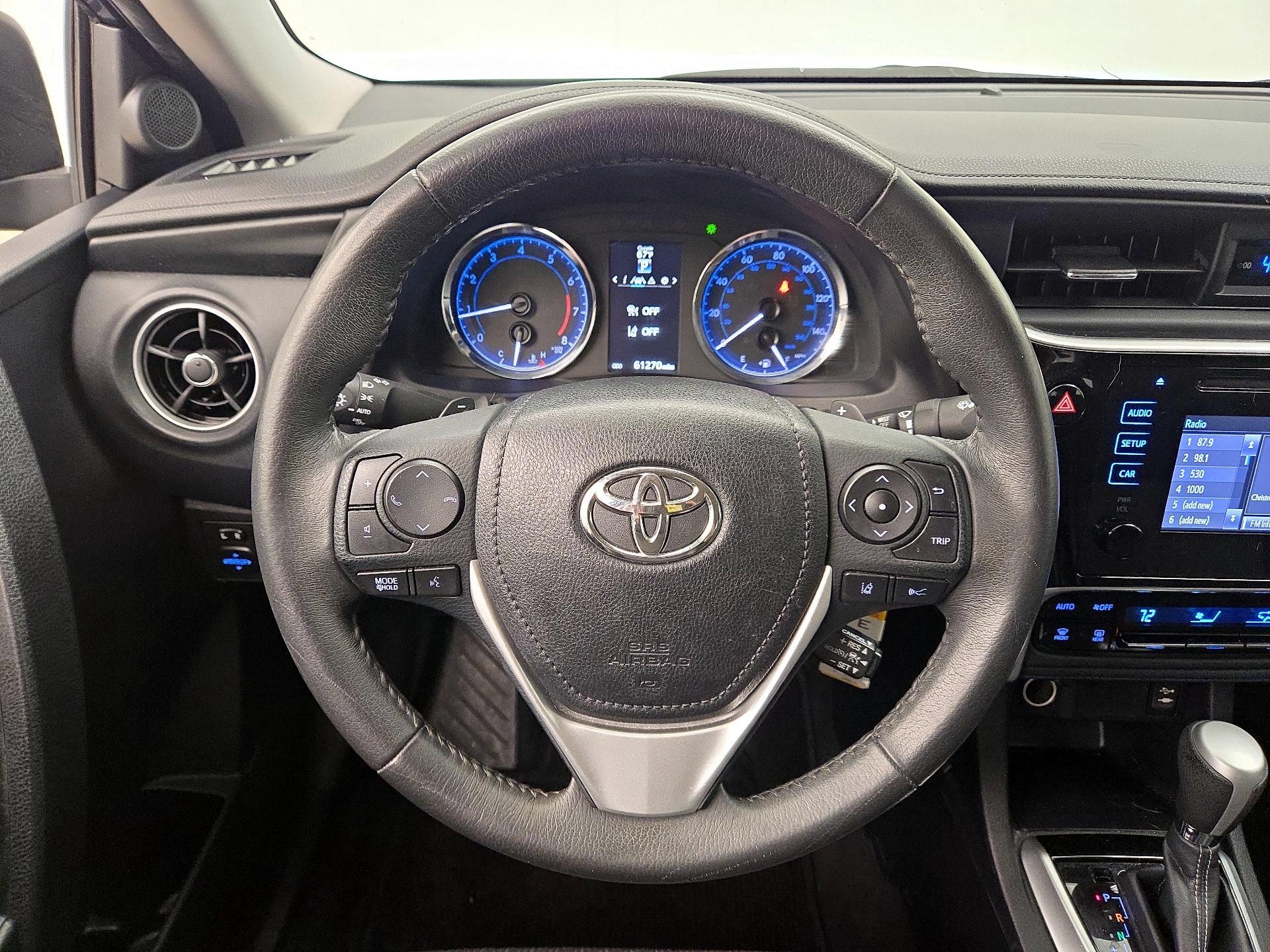 Thumbnail: 2017 Toyota Corolla - 10