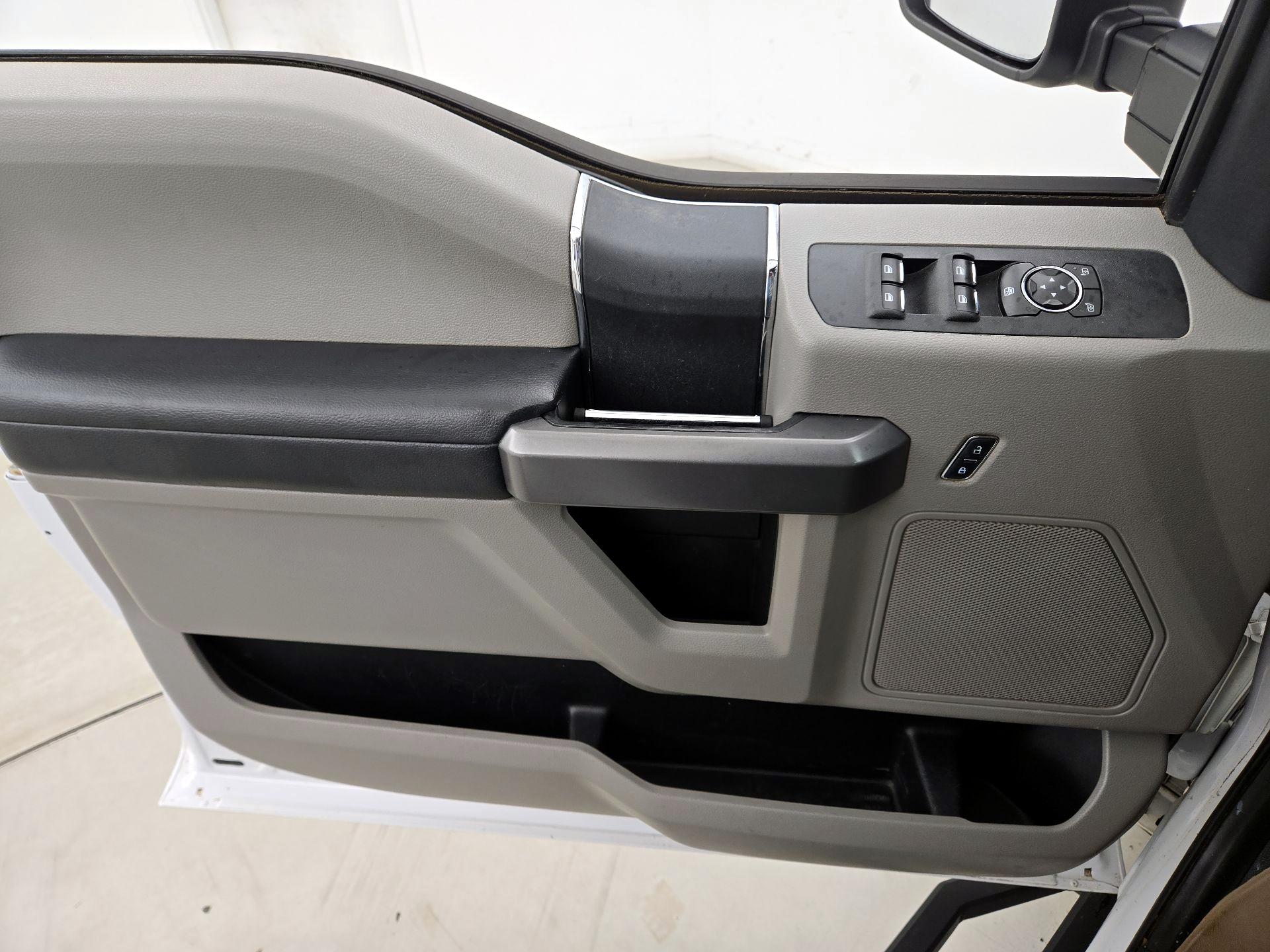 Thumbnail: 2018 Ford F-250 - 12