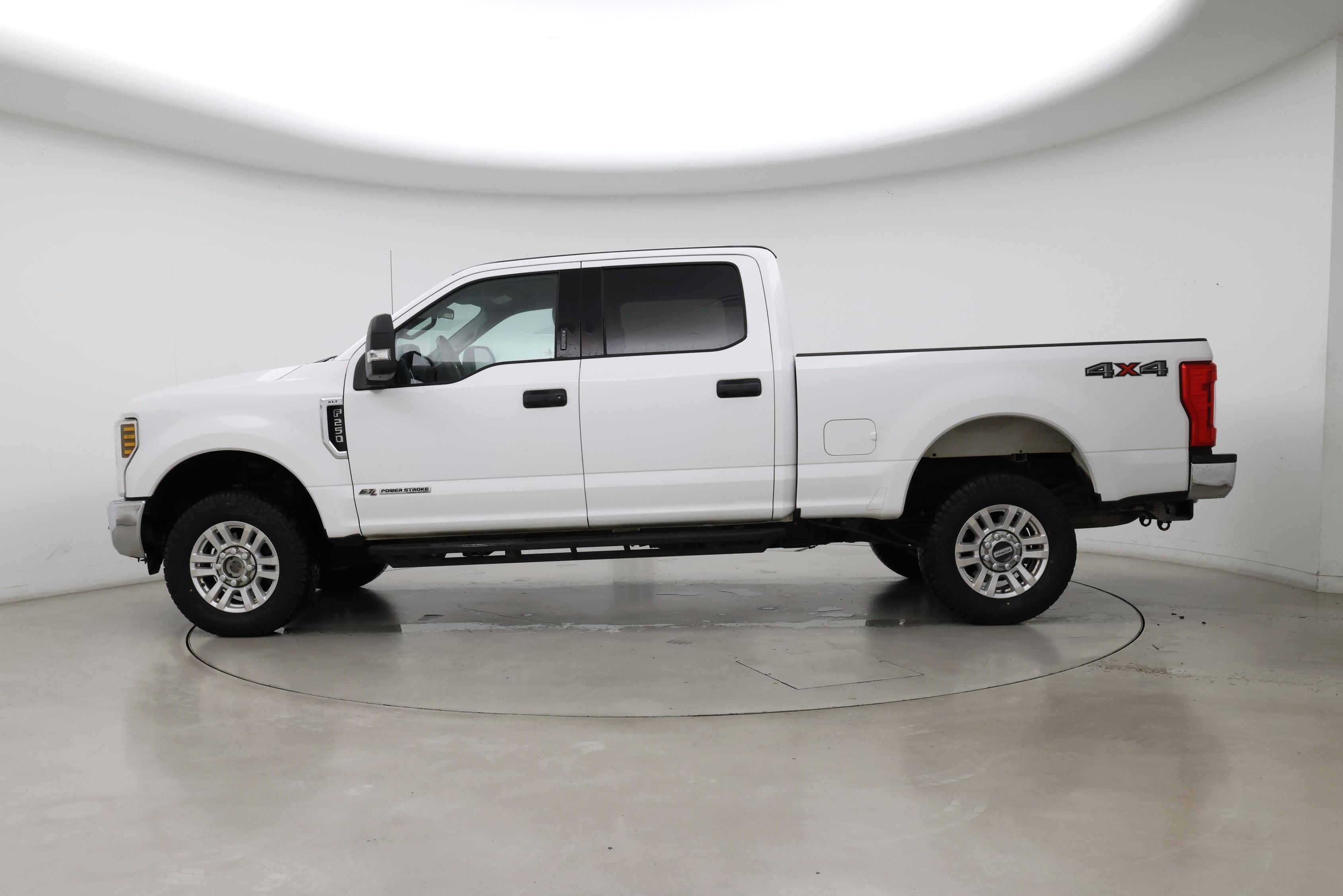 Thumbnail: 2018 Ford F-250 - 3