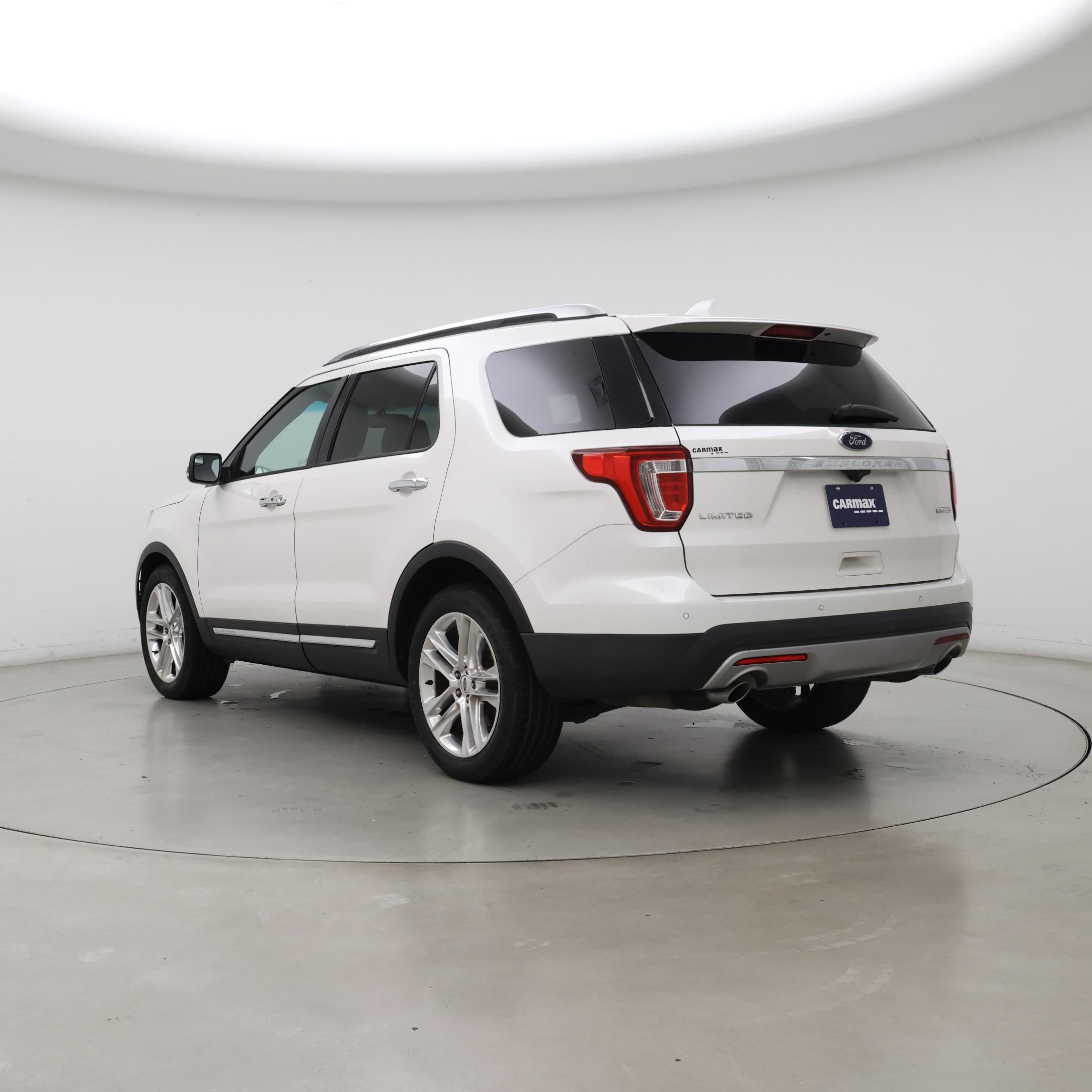 Thumbnail: 2016 Ford Explorer - 2