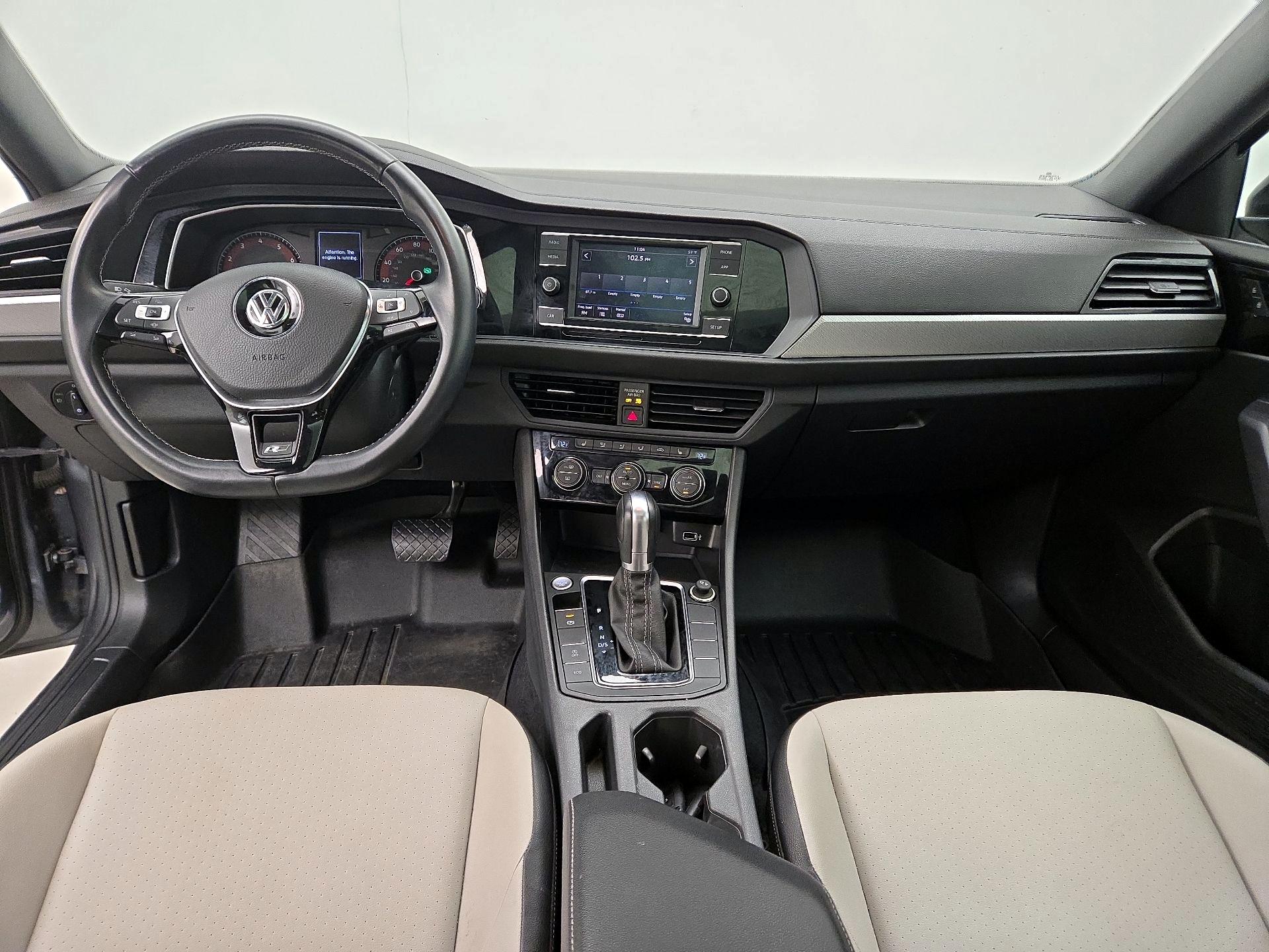 Thumbnail: 2019 Volkswagen Jetta - 9