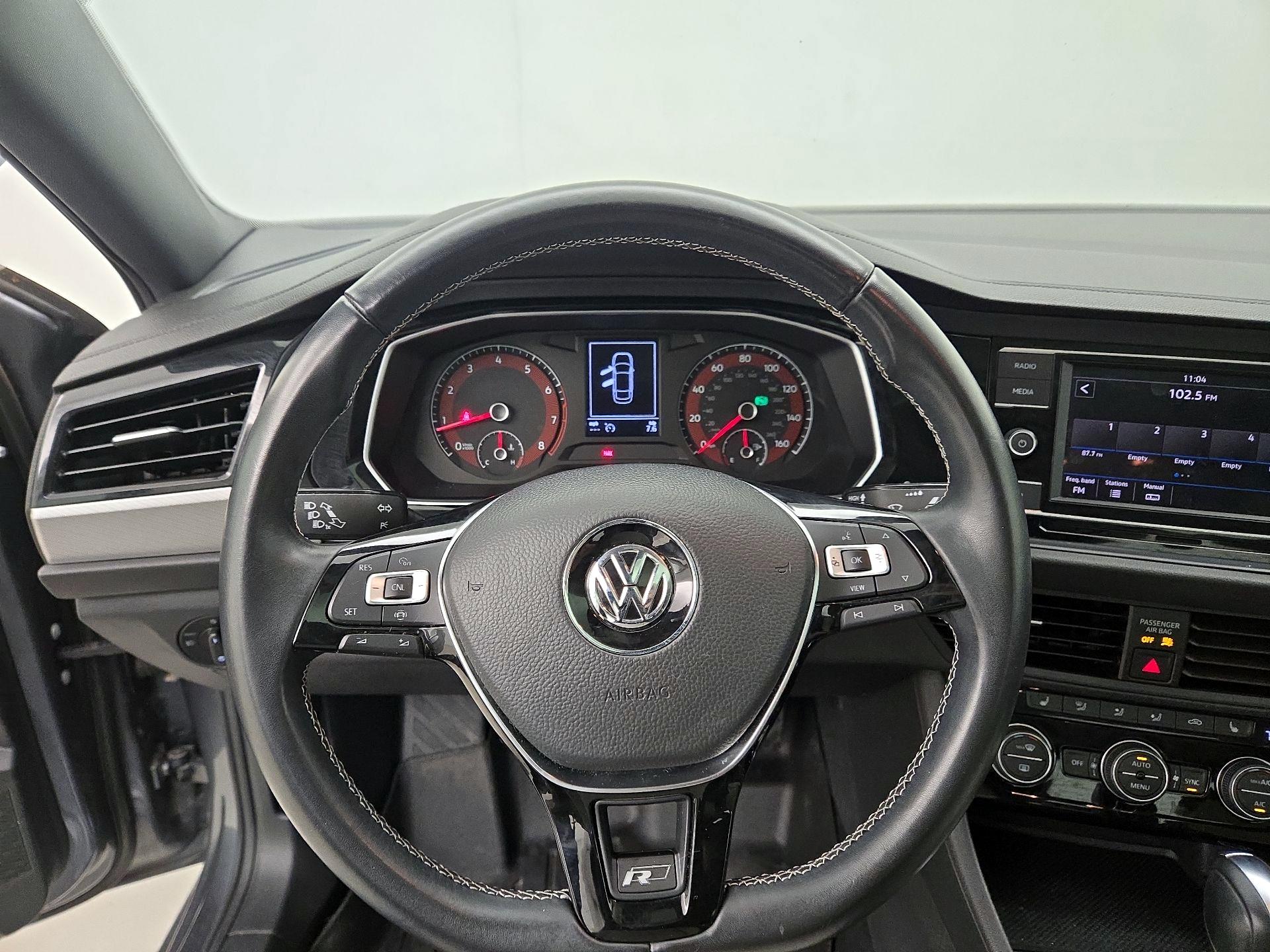 Thumbnail: 2019 Volkswagen Jetta - 10