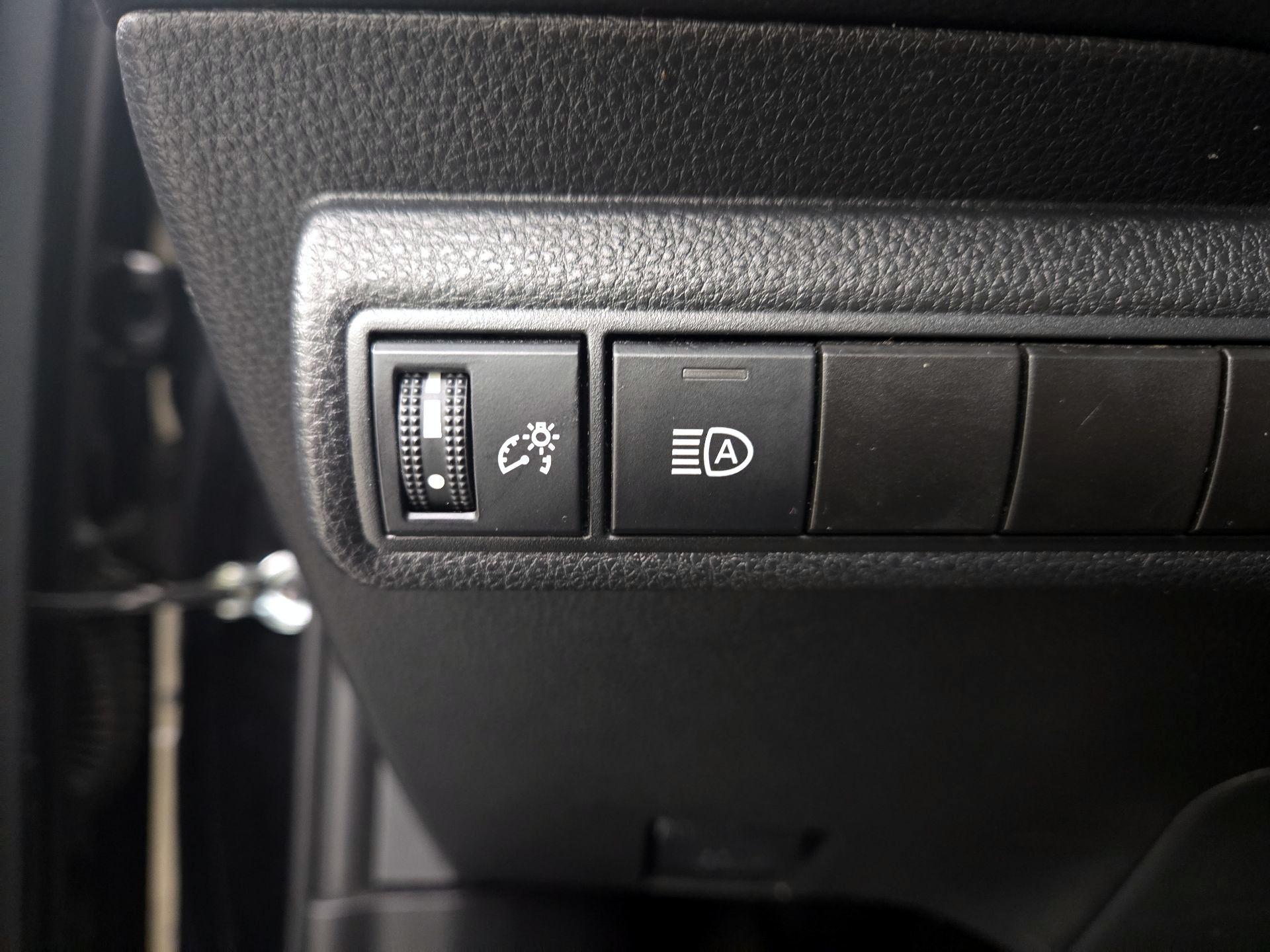 Thumbnail: 2023 Toyota Corolla - 13