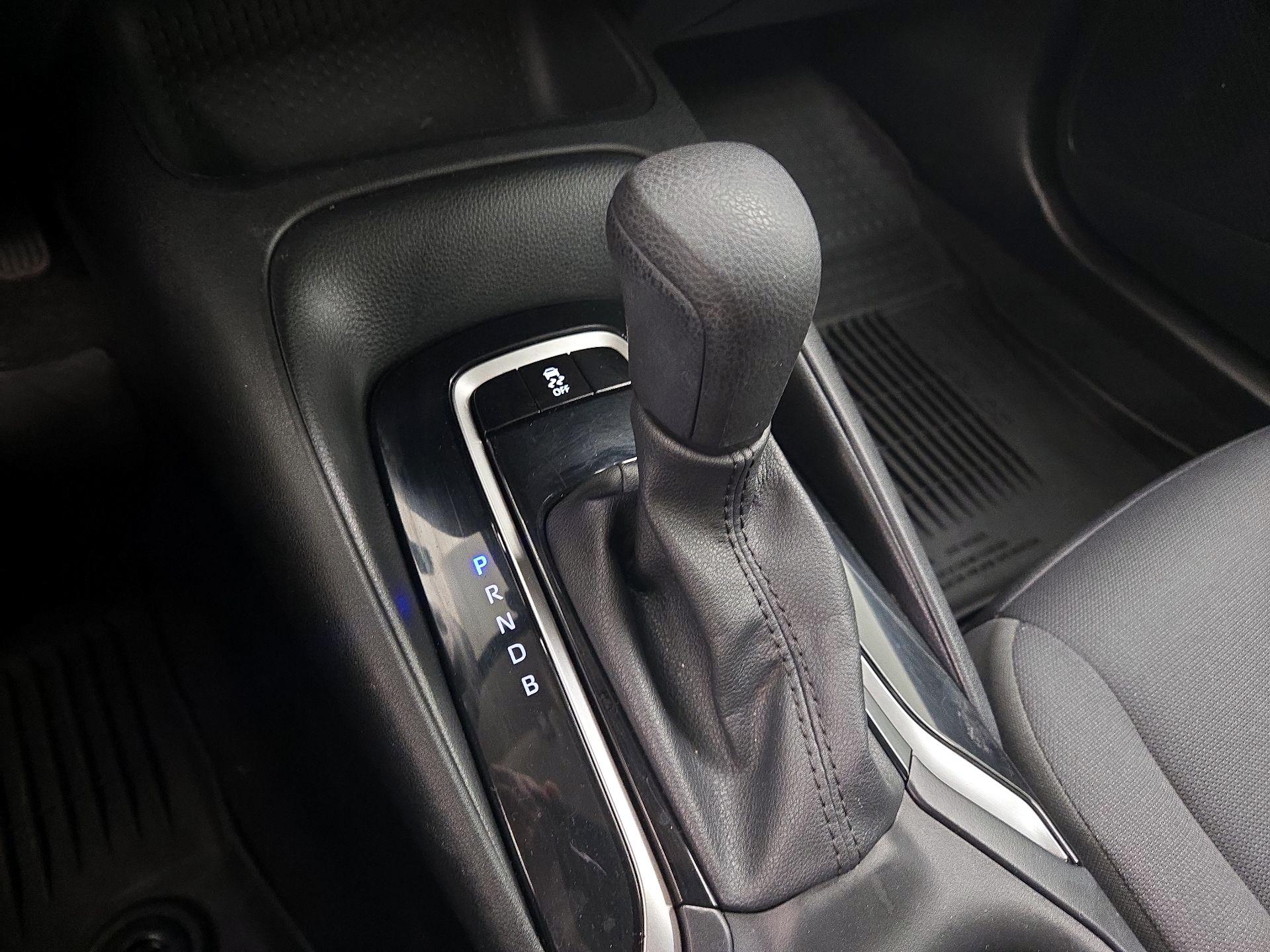 Thumbnail: 2023 Toyota Corolla - 17