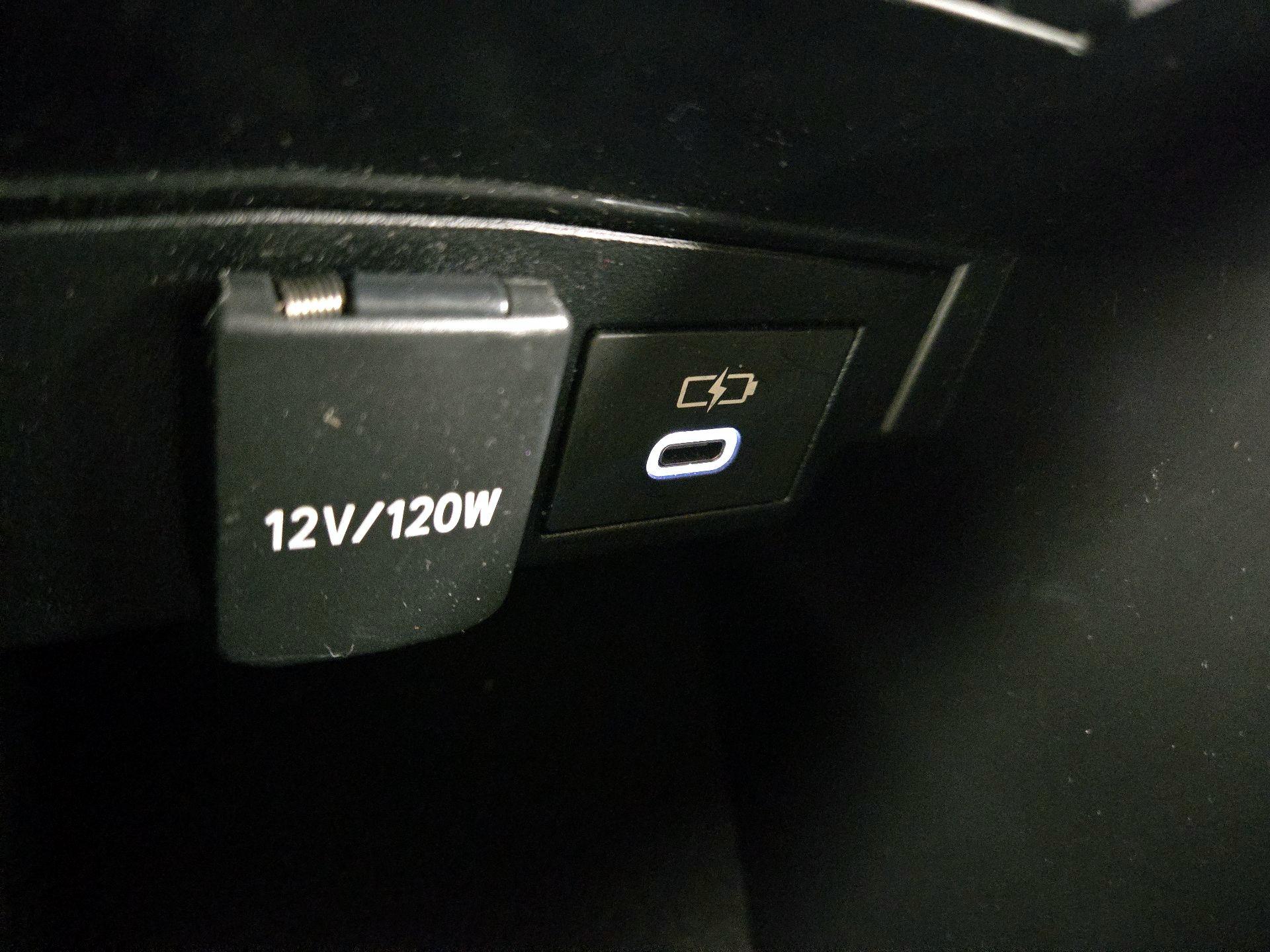 Thumbnail: 2023 Toyota Corolla - 18