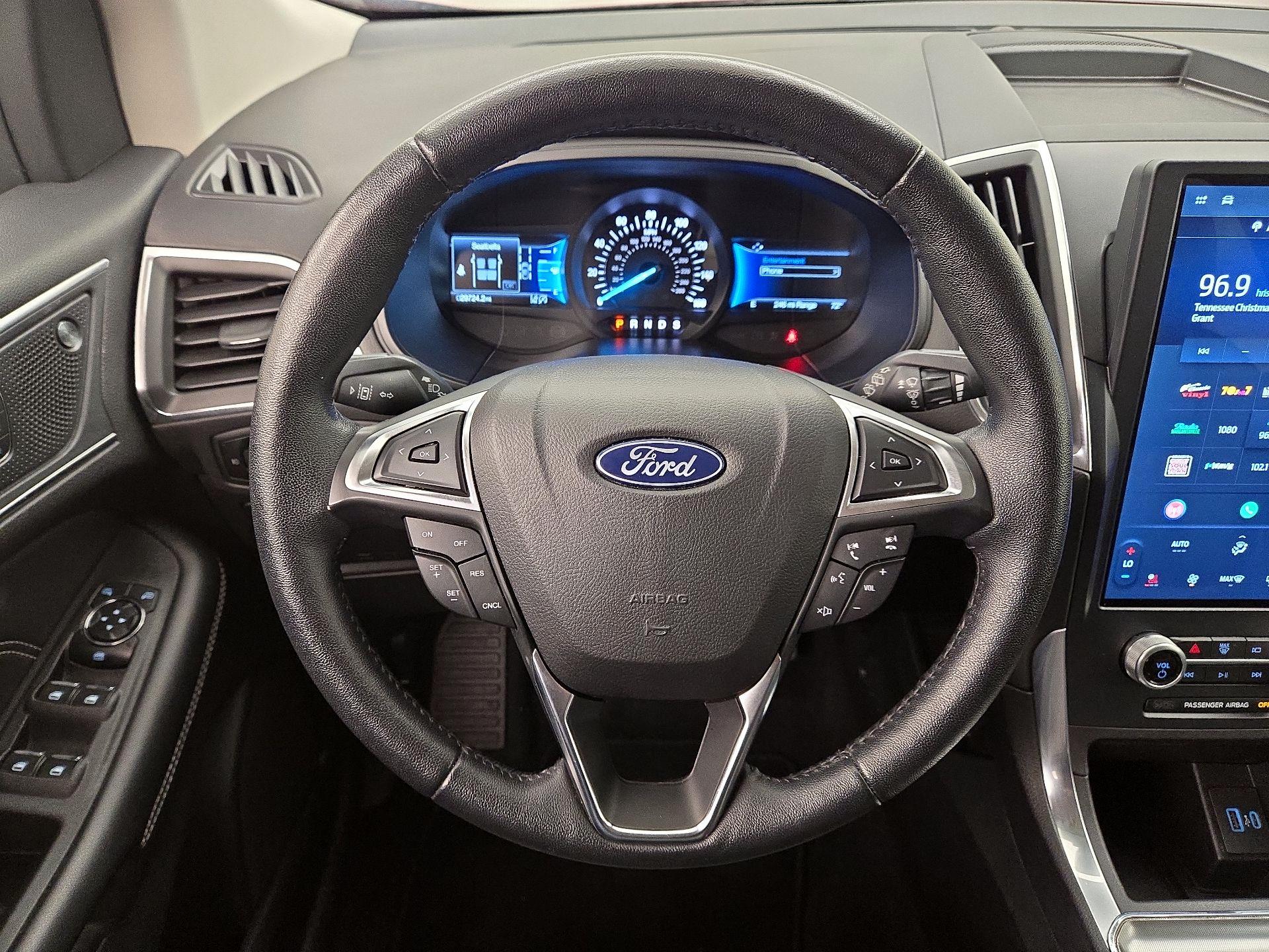 Thumbnail: 2023 Ford Edge - 10