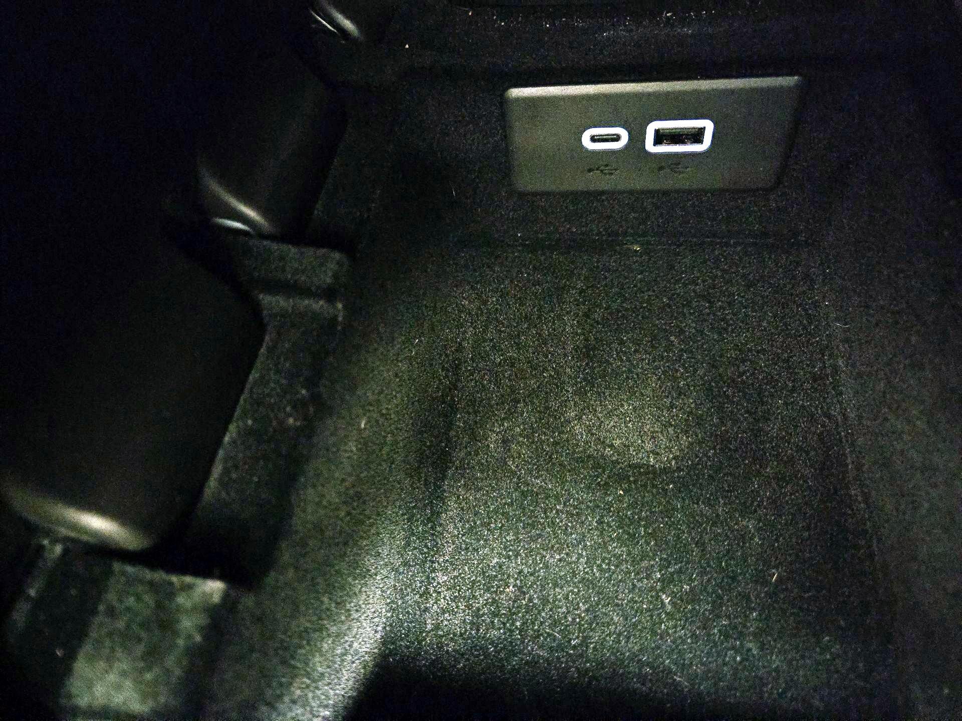 Thumbnail: 2025 Chevrolet Corvette - 18