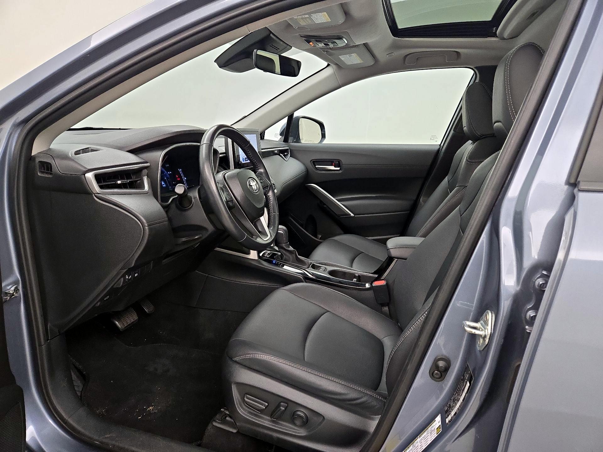 Thumbnail: 2023 Toyota Corolla Cross - 11