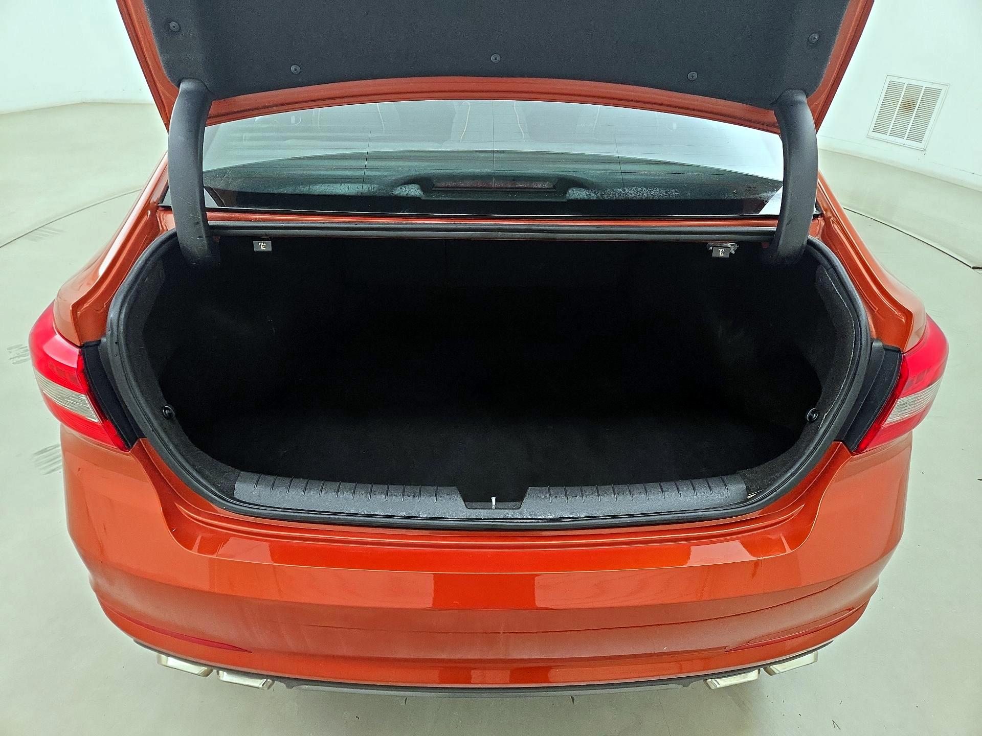 Thumbnail: 2015 Hyundai Sonata - 20