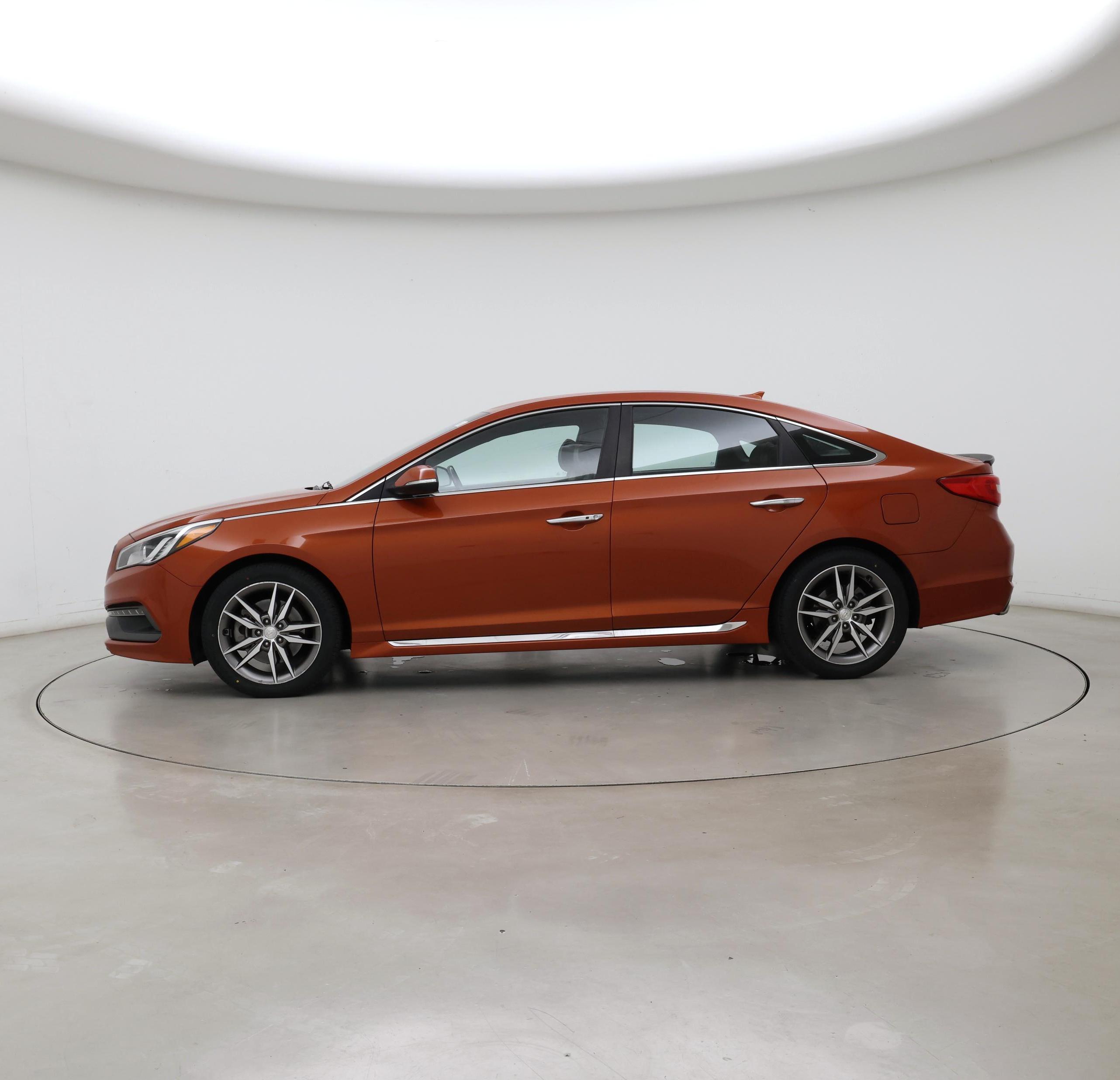 Thumbnail: 2015 Hyundai Sonata - 3
