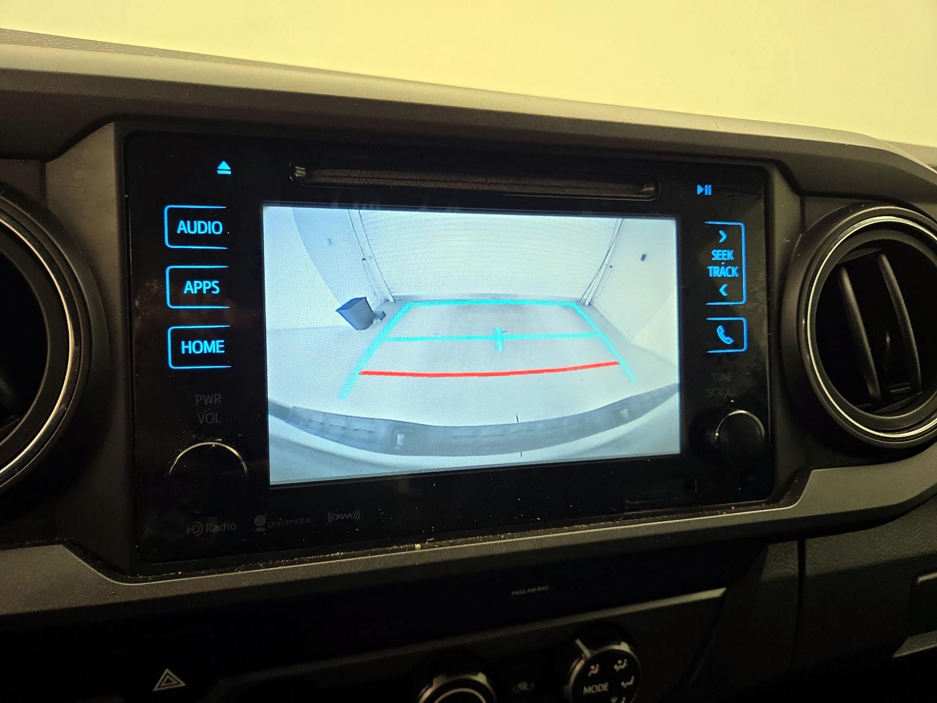 Thumbnail: 2019 Toyota Tacoma - 14