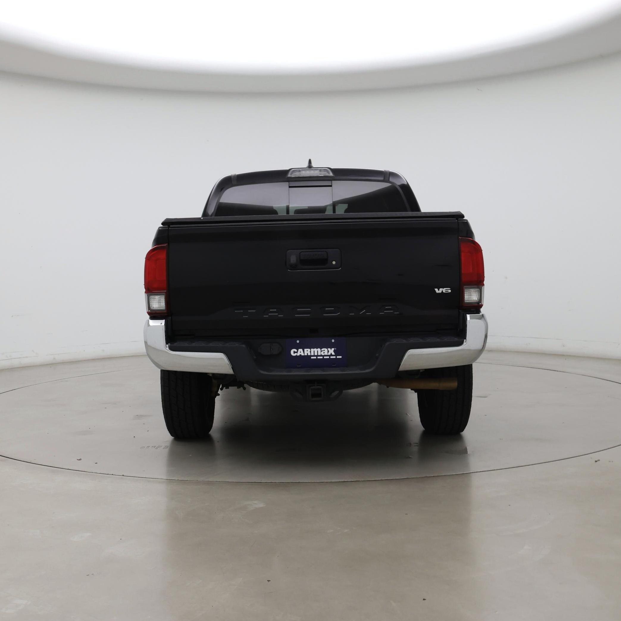 Thumbnail: 2019 Toyota Tacoma - 6