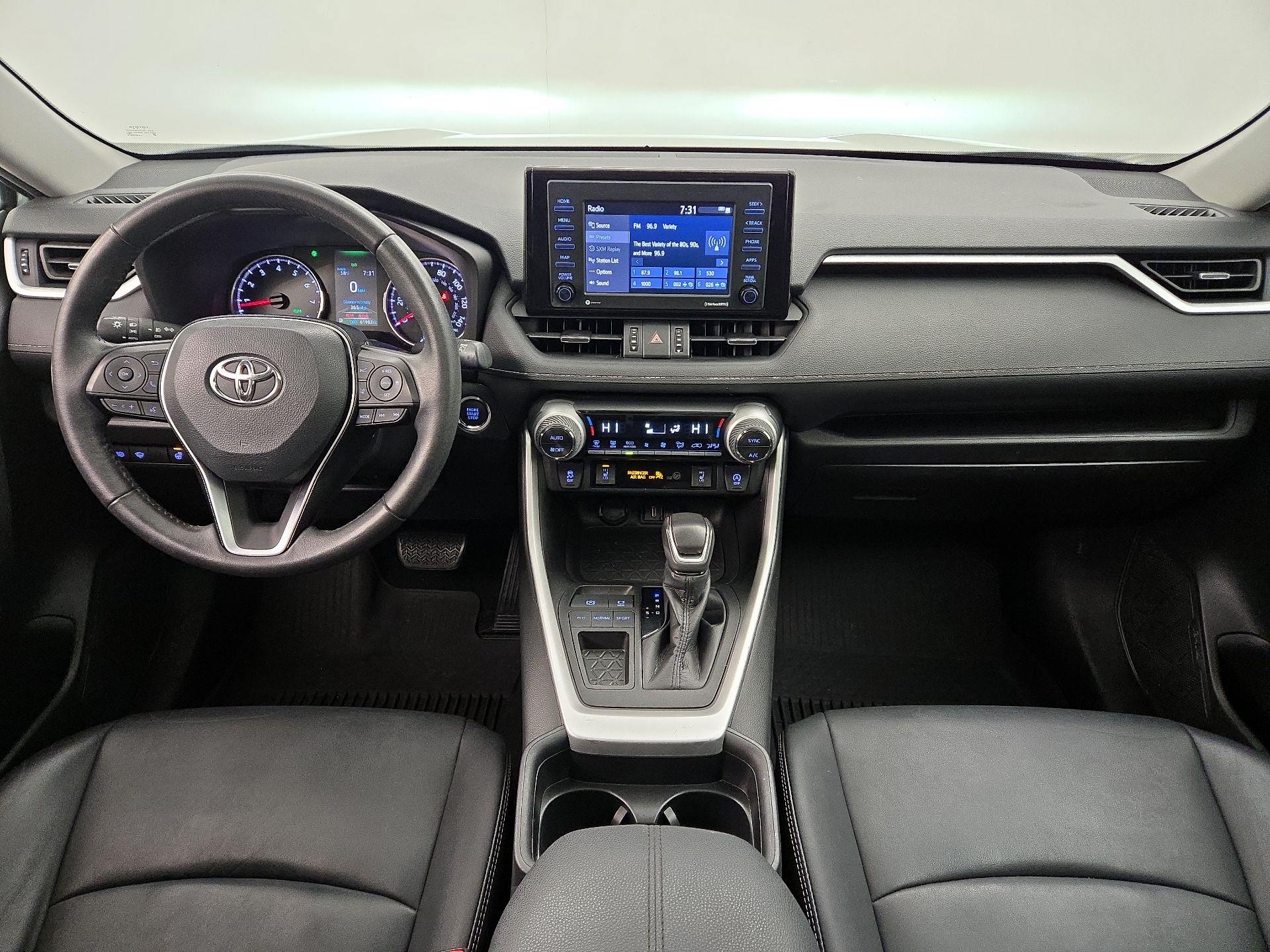 Thumbnail: 2021 Toyota RAV4 - 9