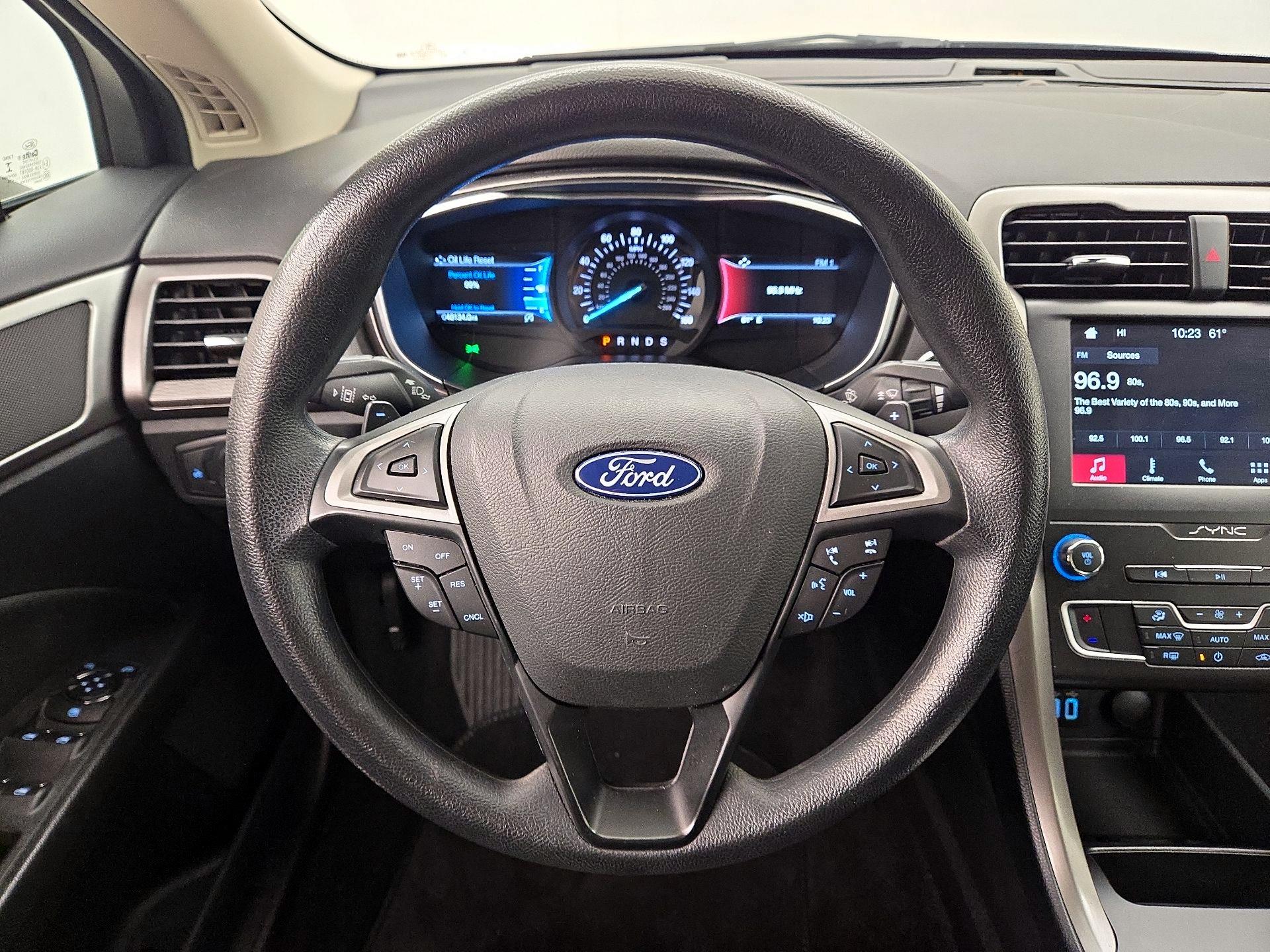 Thumbnail: 2019 Ford Fusion - 10