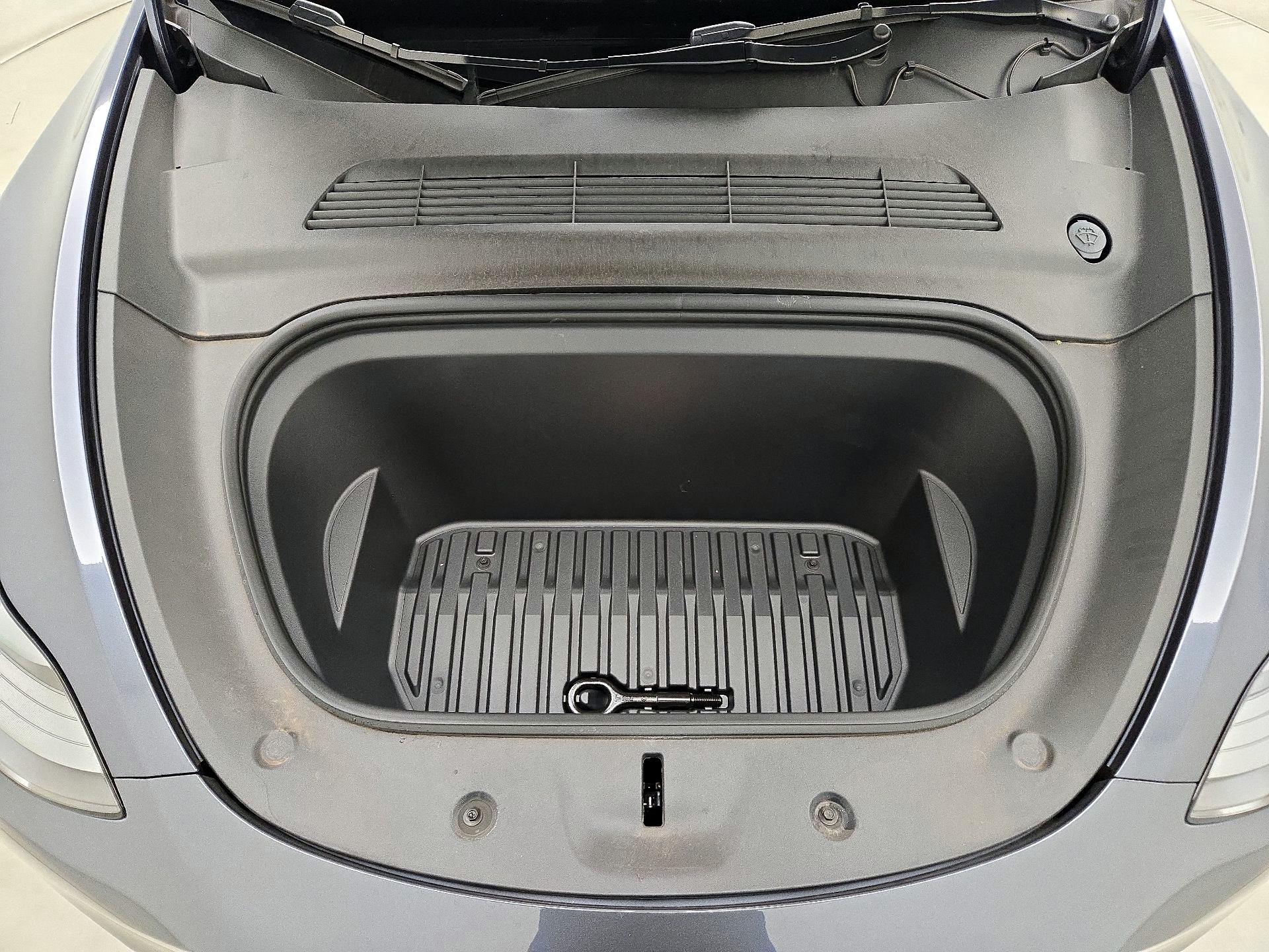 Thumbnail: 2023 Tesla Model Y - 20