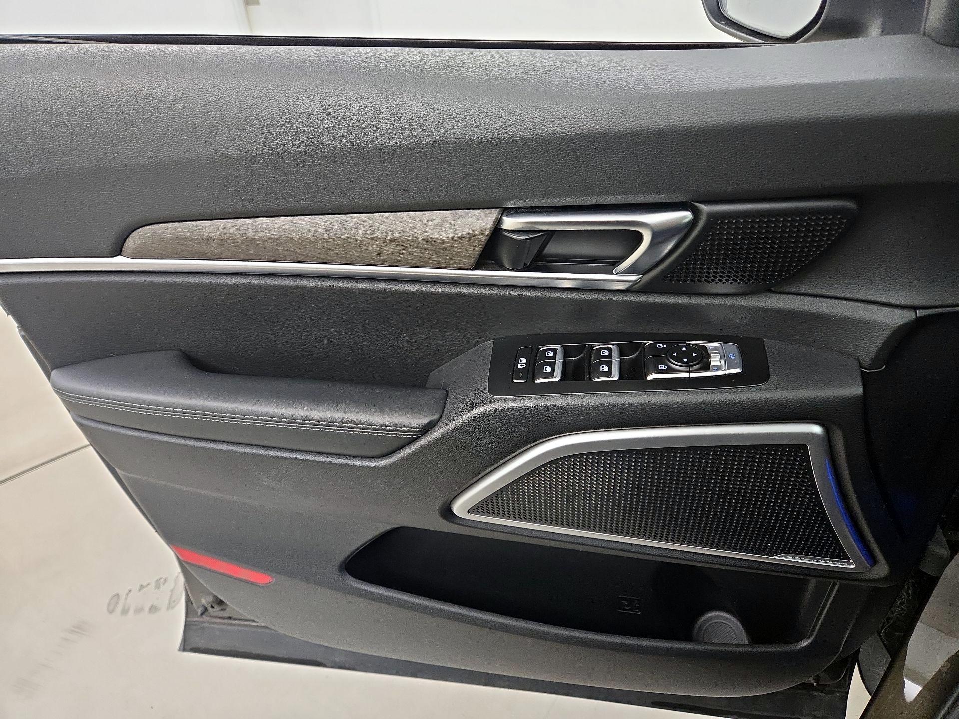 Thumbnail: 2021 Kia Telluride - 12