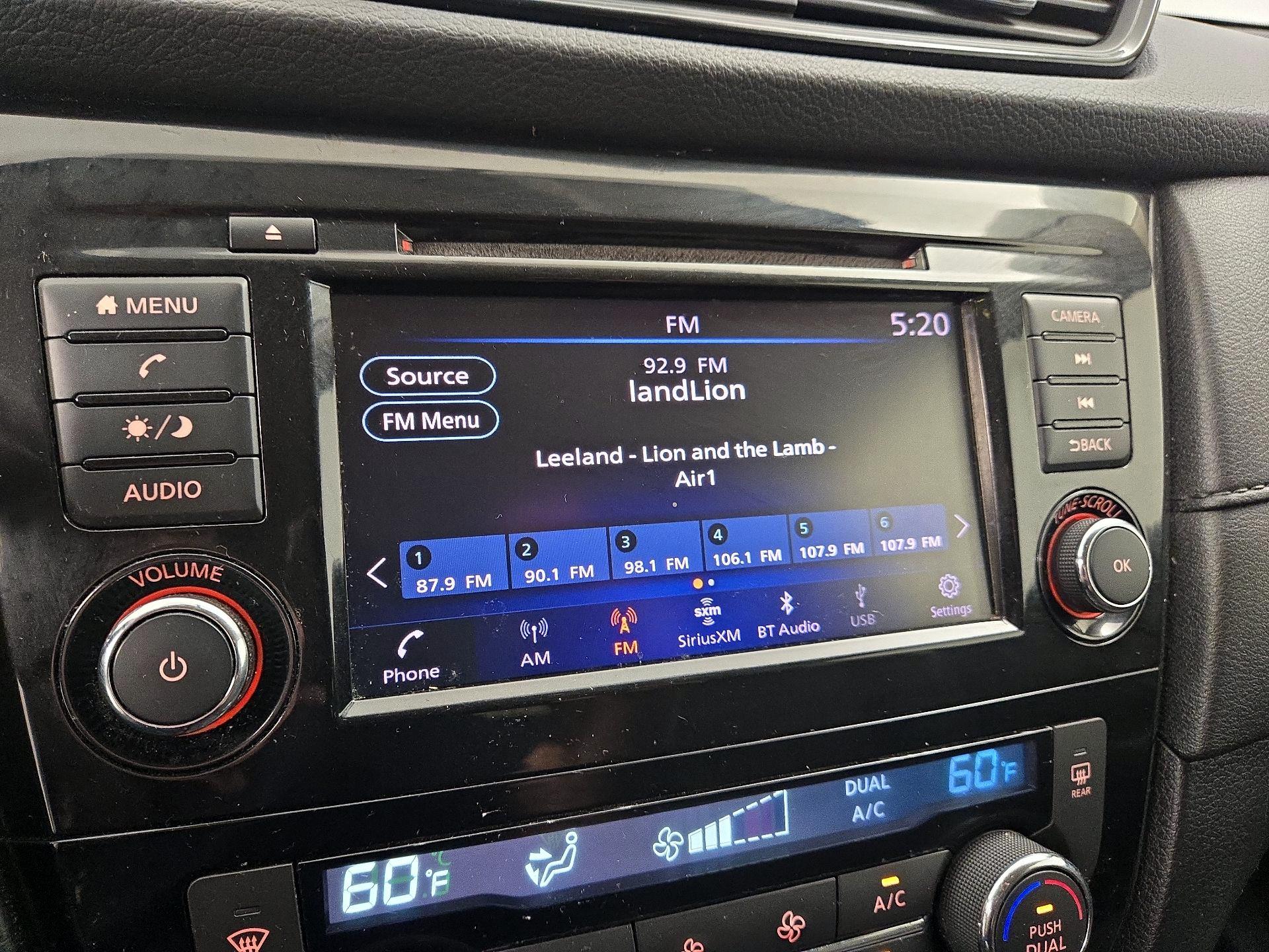 Thumbnail: 2018 Nissan Rogue - 15