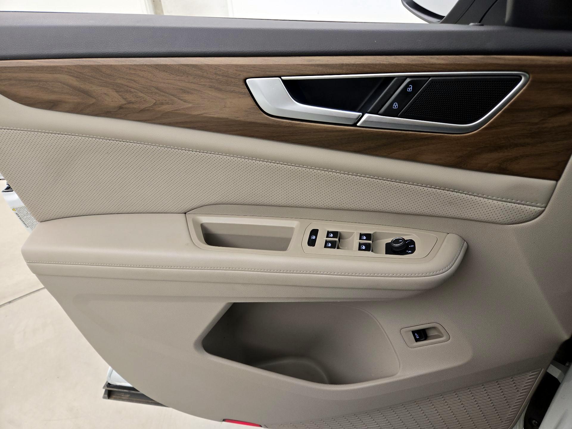 Thumbnail: 2024 Volkswagen Atlas - 12