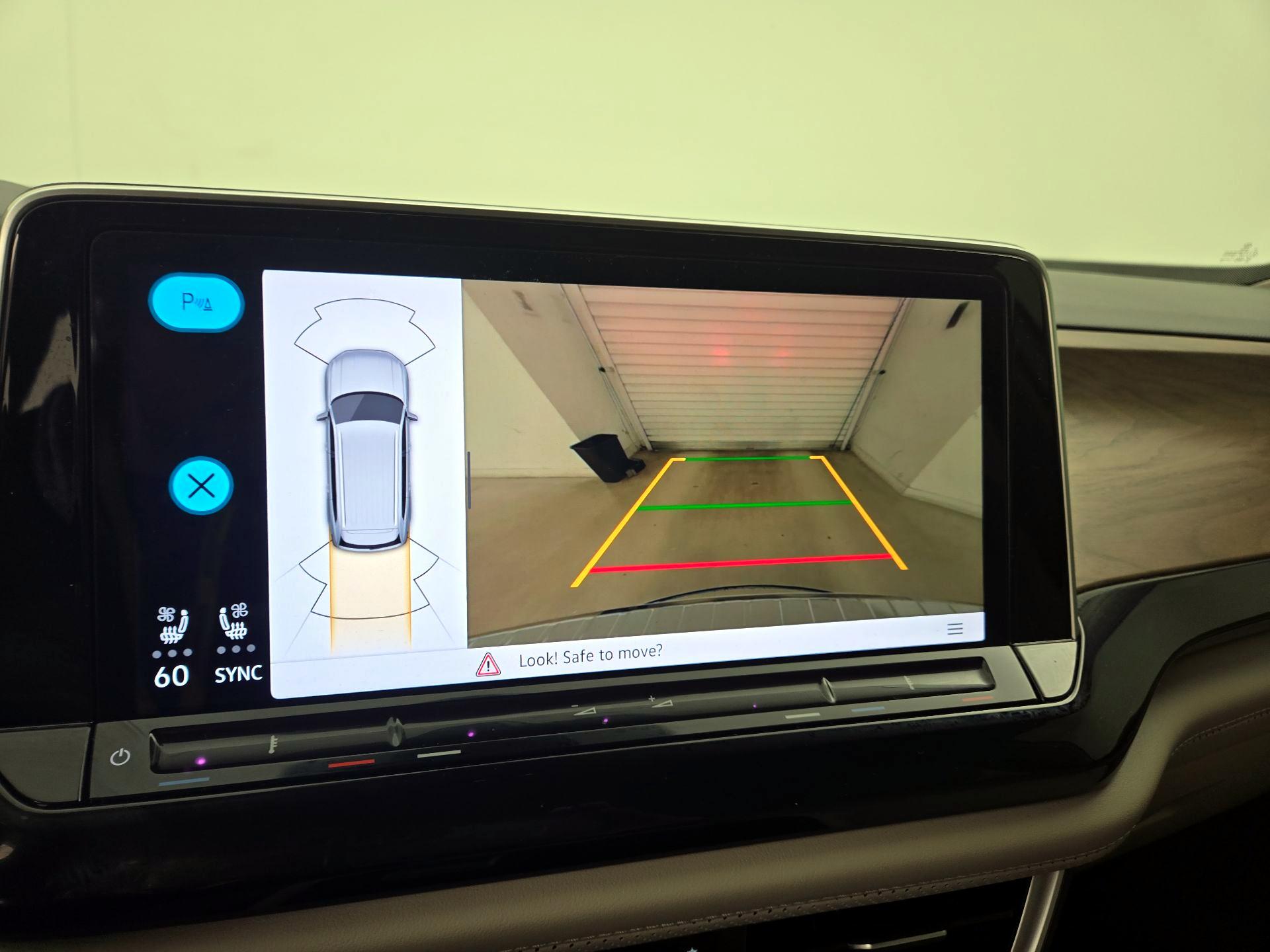 Thumbnail: 2024 Volkswagen Atlas - 14