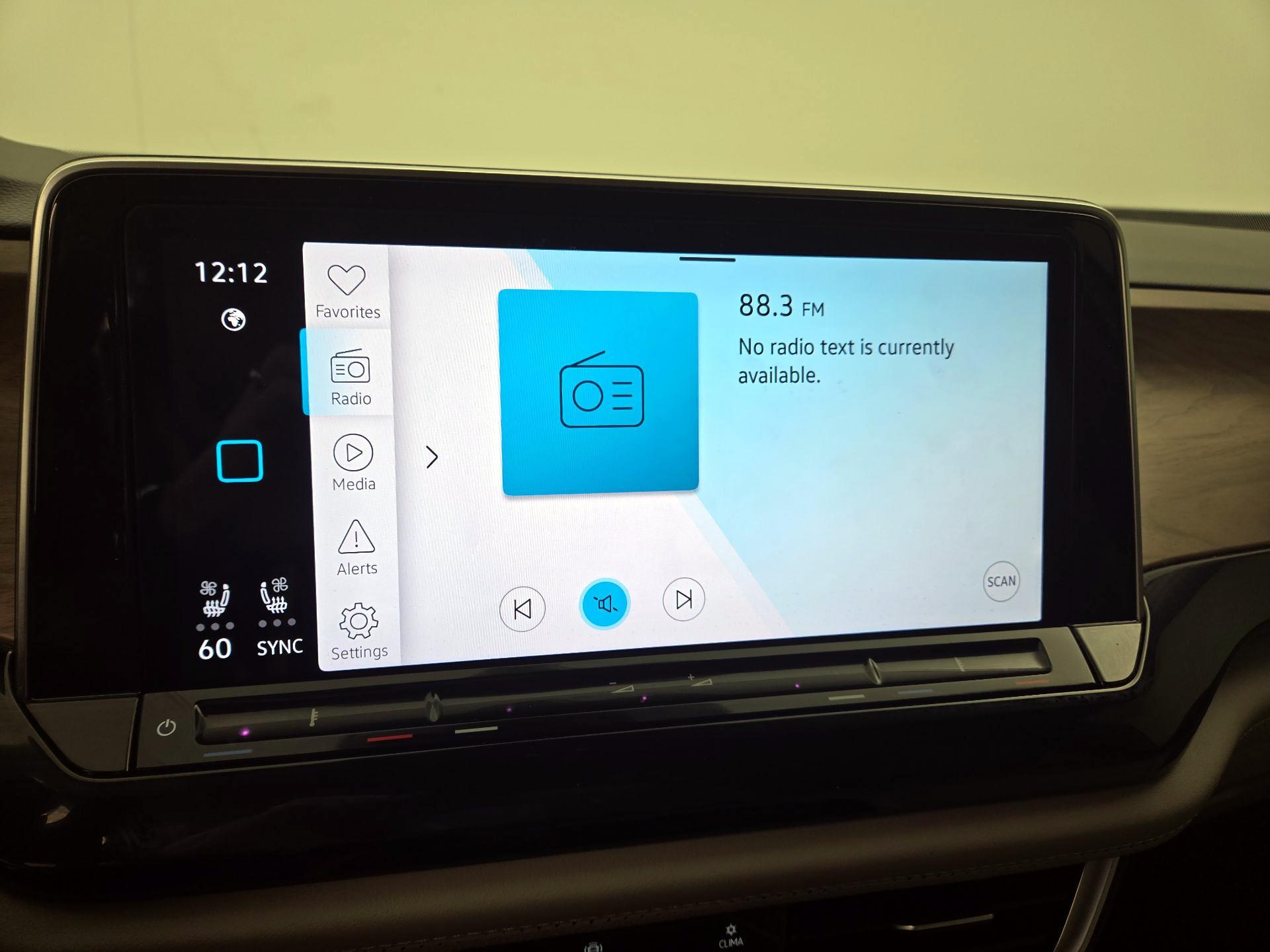 Thumbnail: 2024 Volkswagen Atlas - 15