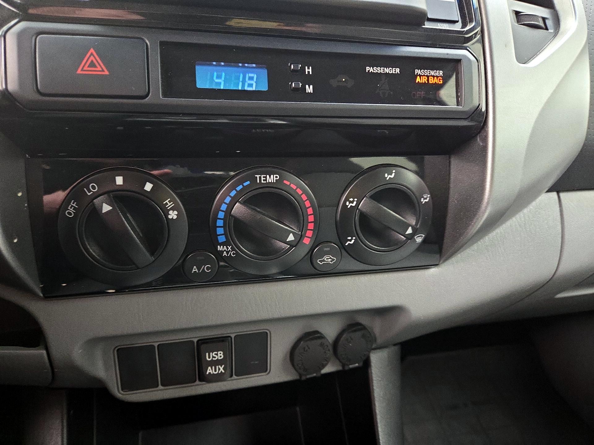 Thumbnail: 2014 Toyota Tacoma - 16