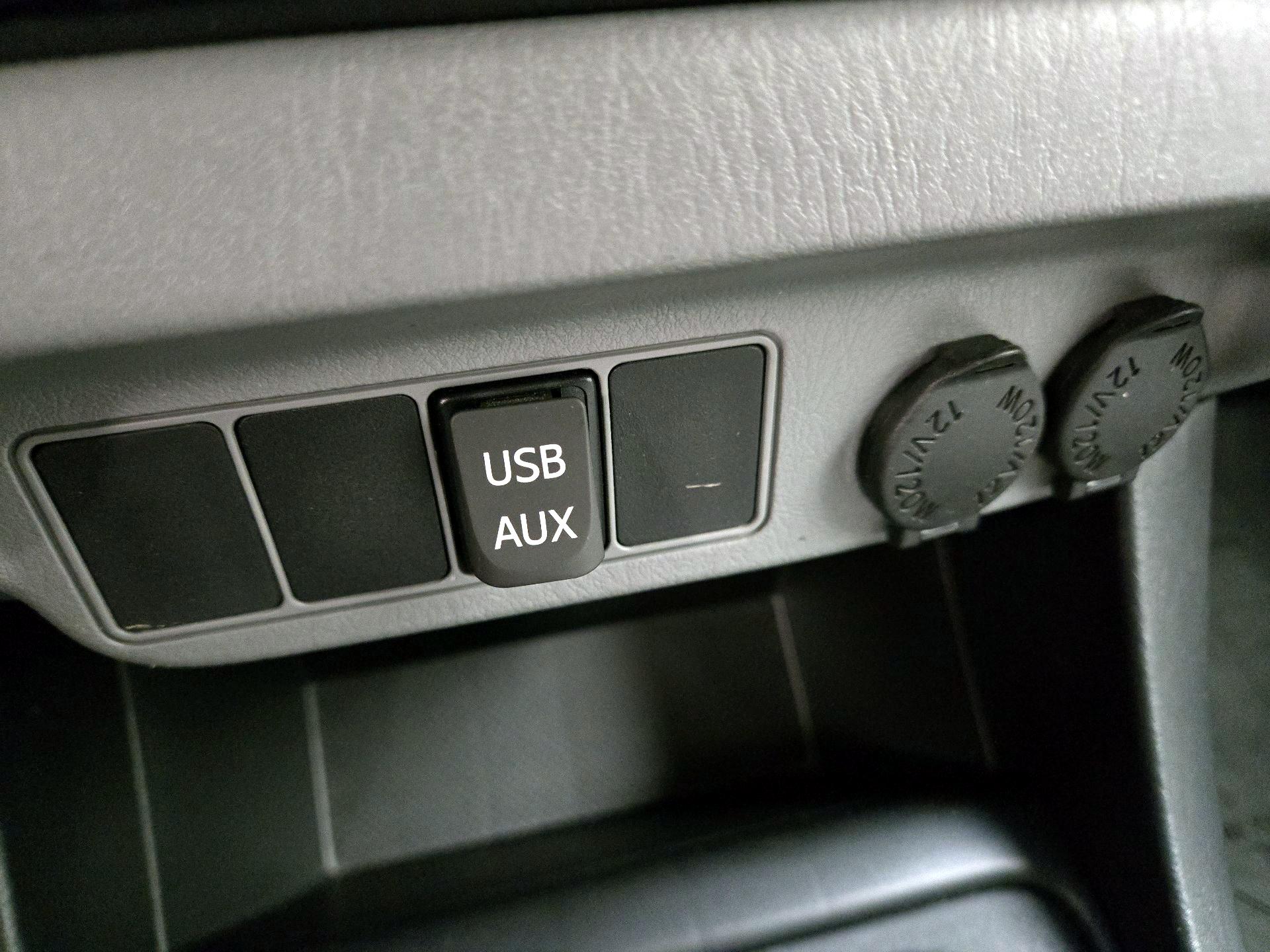 Thumbnail: 2014 Toyota Tacoma - 18