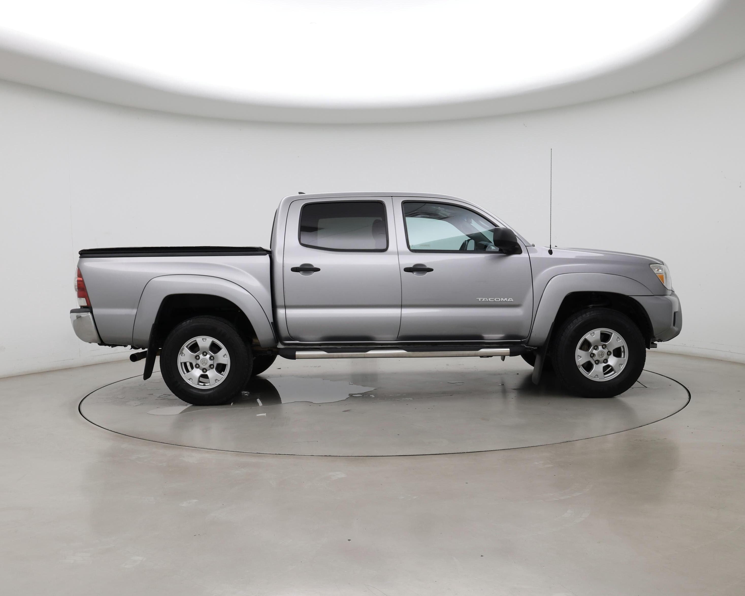 Thumbnail: 2014 Toyota Tacoma - 7