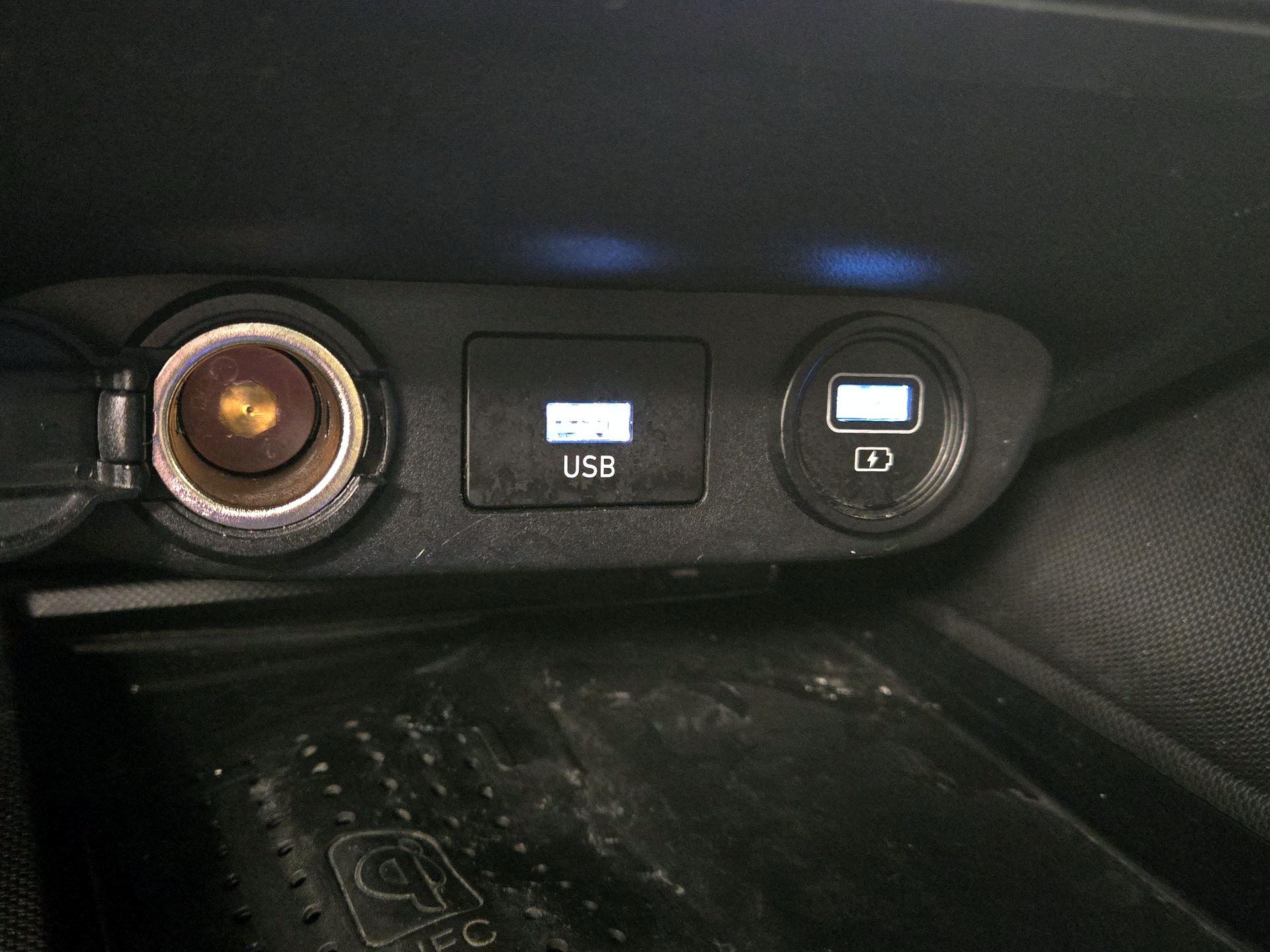 Thumbnail: 2022 Hyundai Elantra - 19