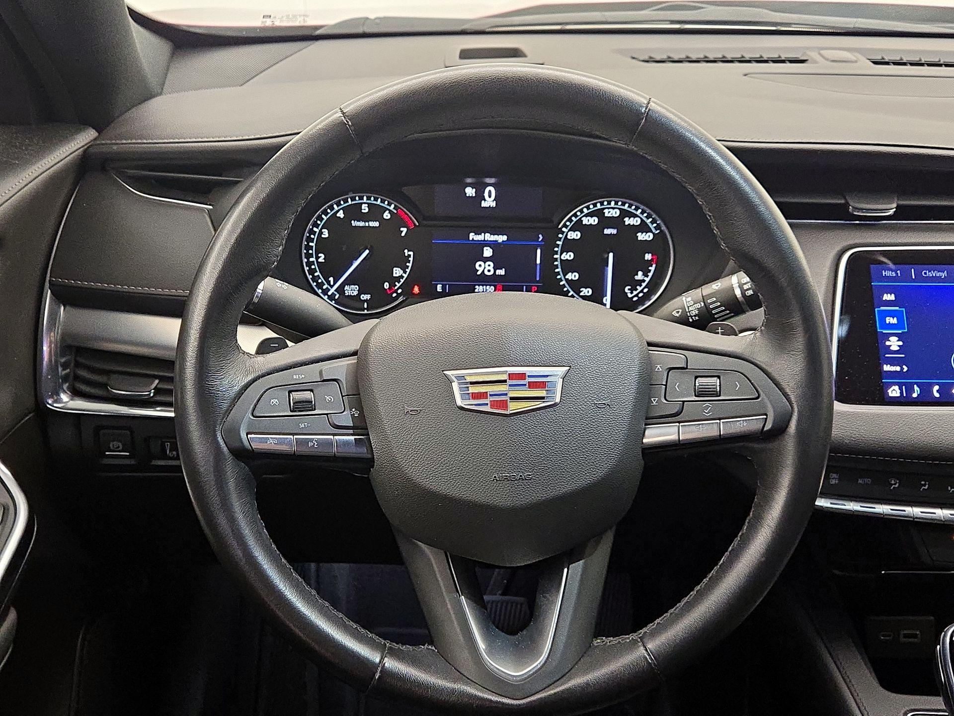 Thumbnail: 2023 Cadillac XT4 - 10