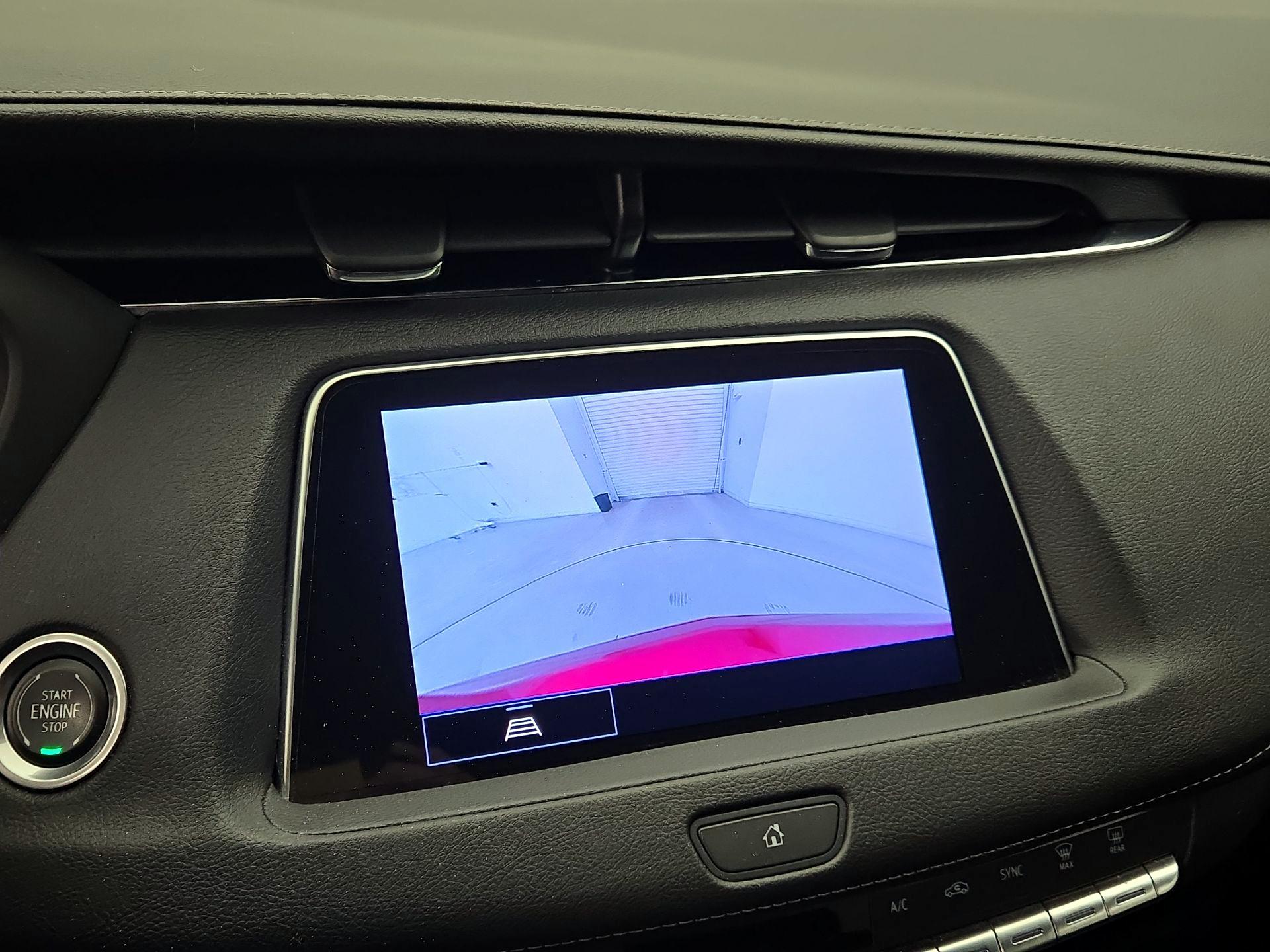 Thumbnail: 2023 Cadillac XT4 - 14