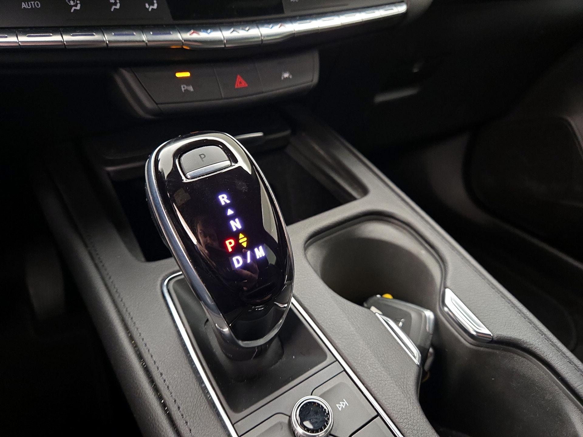 Thumbnail: 2023 Cadillac XT4 - 17