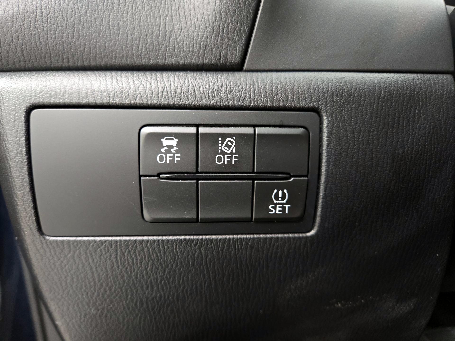 Thumbnail: 2018 Mazda Mazda3 - 13