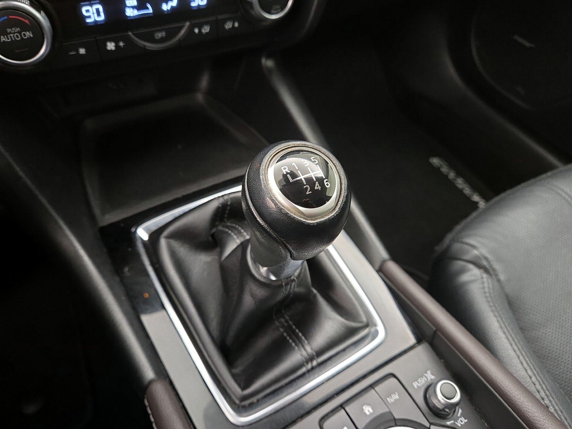 Thumbnail: 2018 Mazda Mazda3 - 18