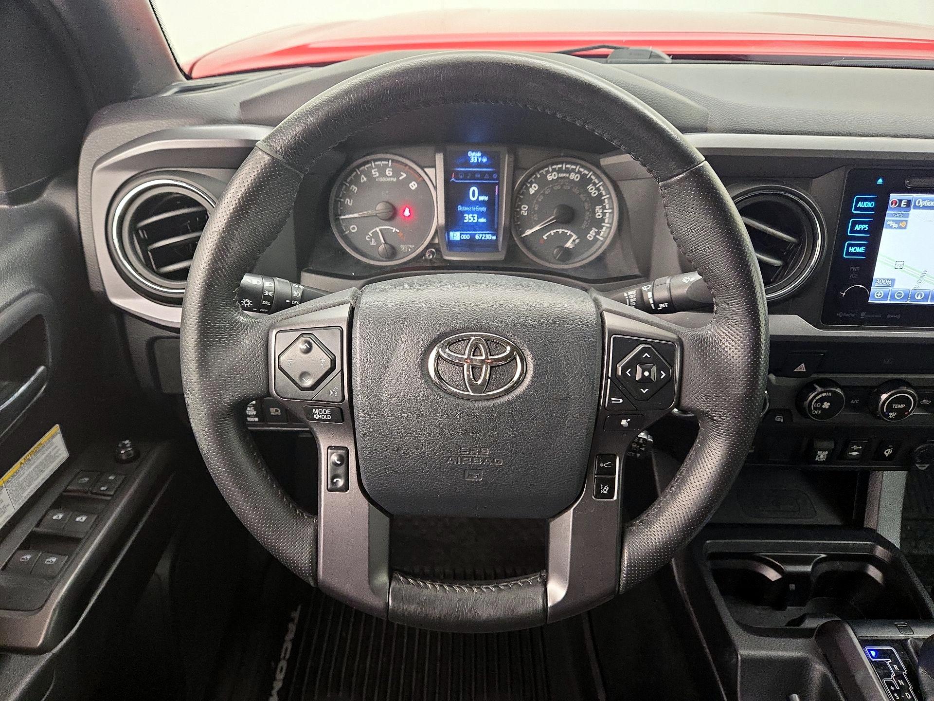 Thumbnail: 2019 Toyota Tacoma - 10