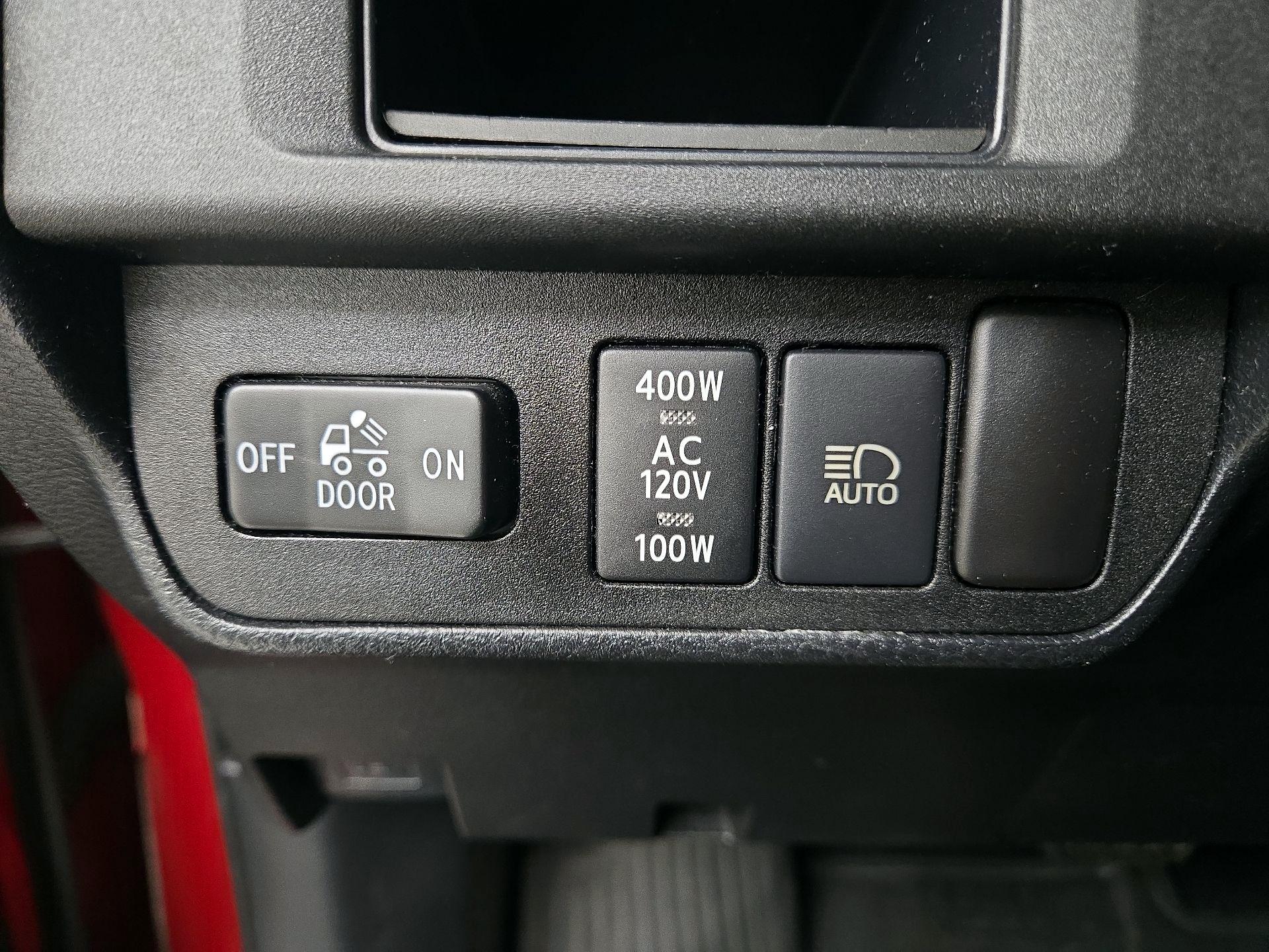 Thumbnail: 2019 Toyota Tacoma - 13