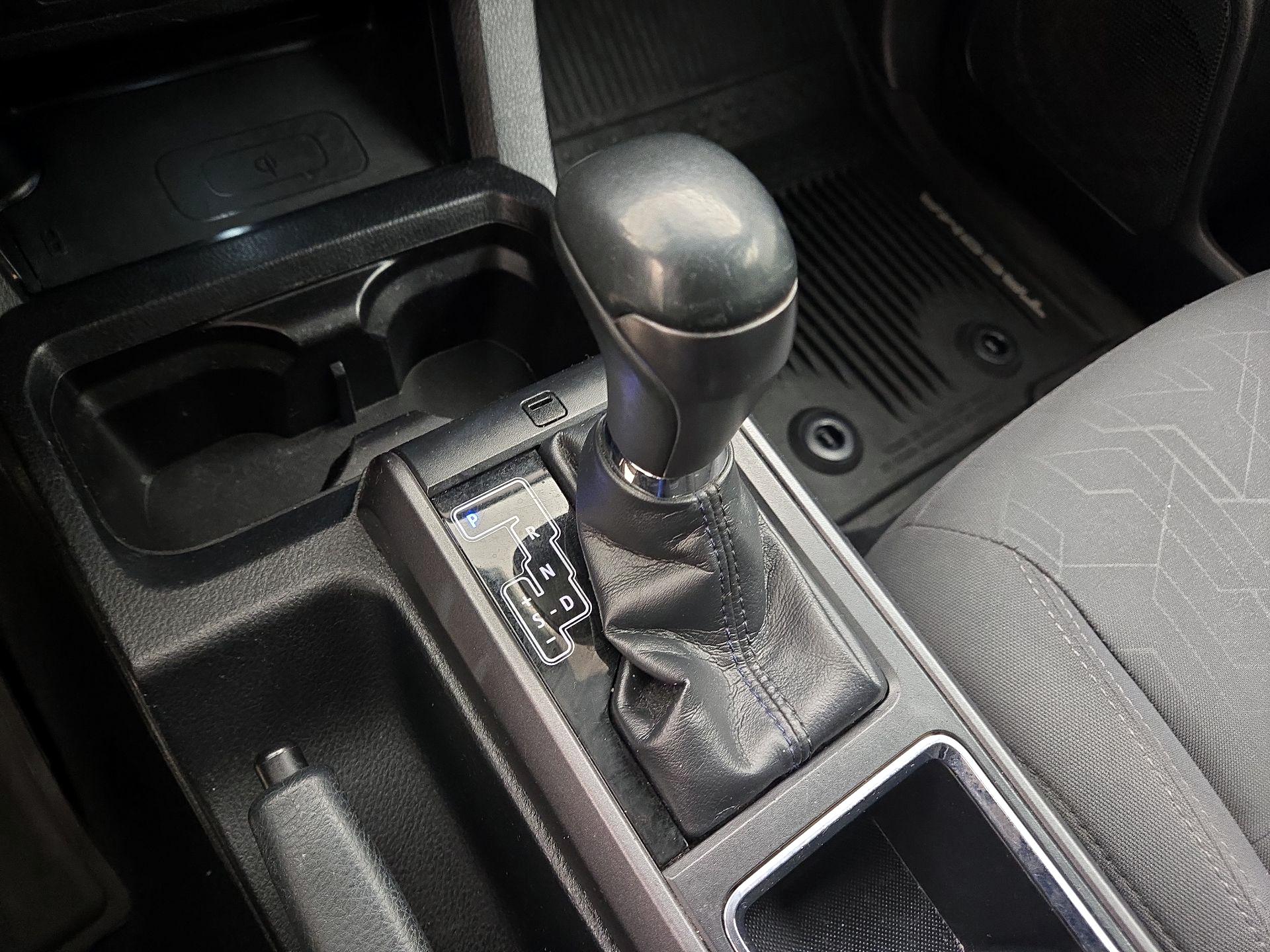 Thumbnail: 2019 Toyota Tacoma - 18