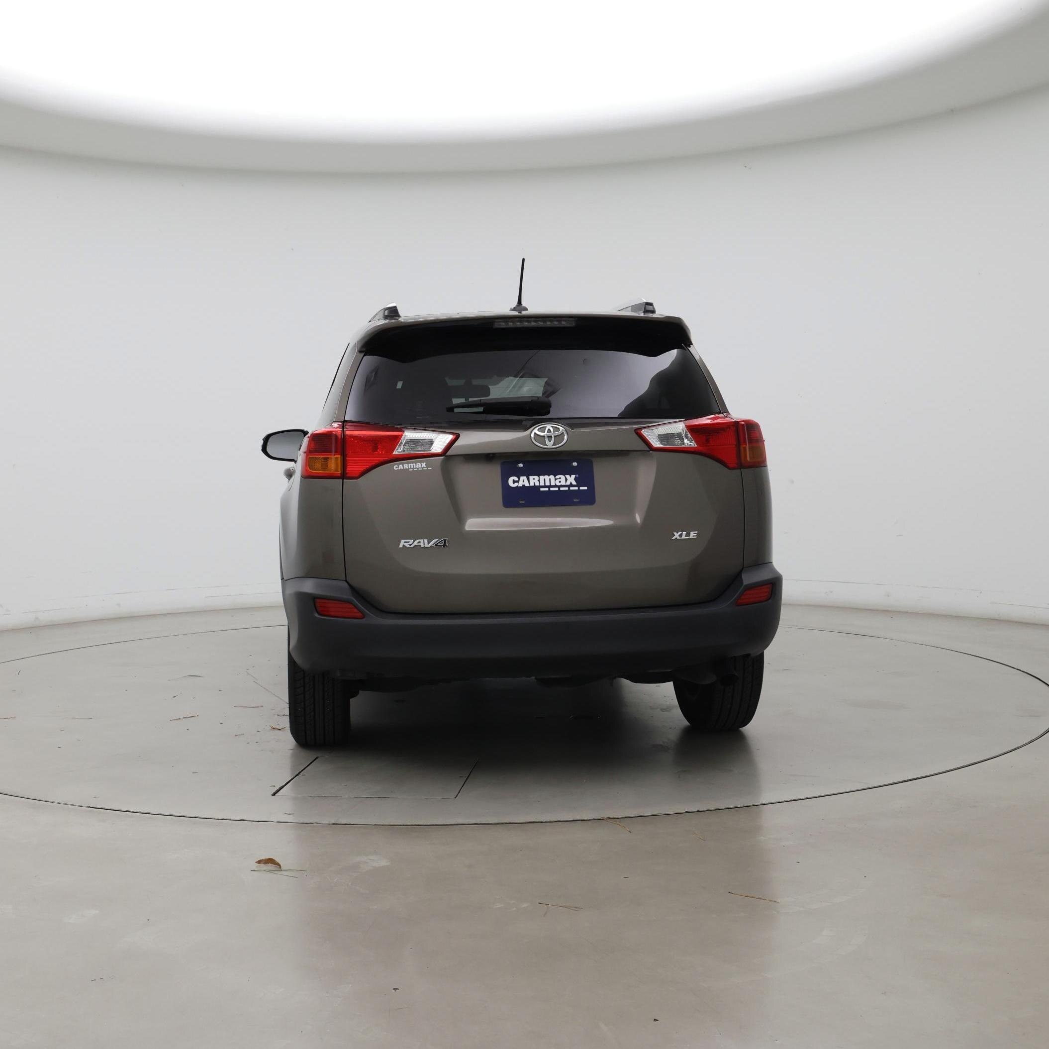 Thumbnail: 2015 Toyota RAV4 - 6