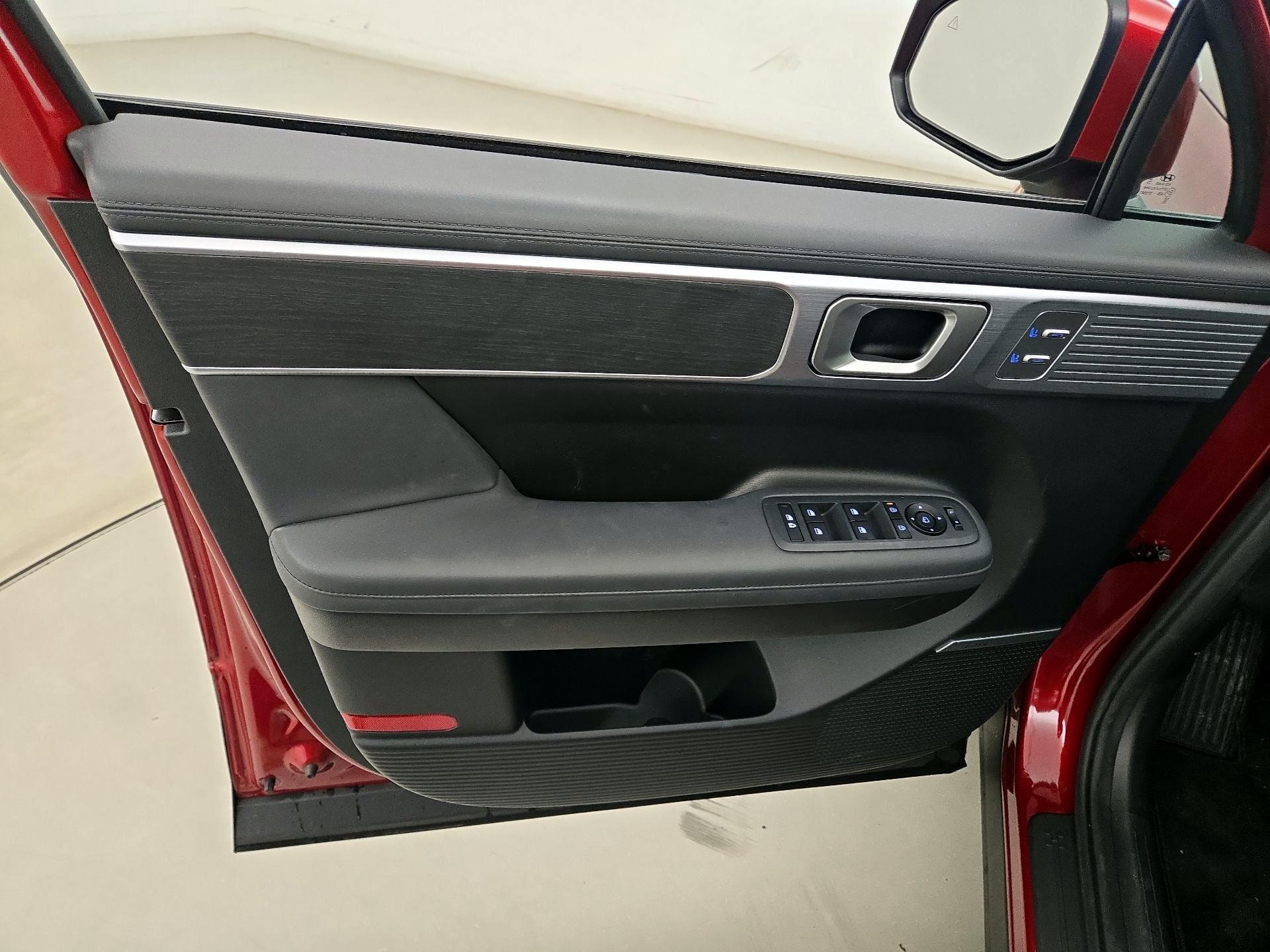 Thumbnail: 2024 Hyundai Santa Fe - 12