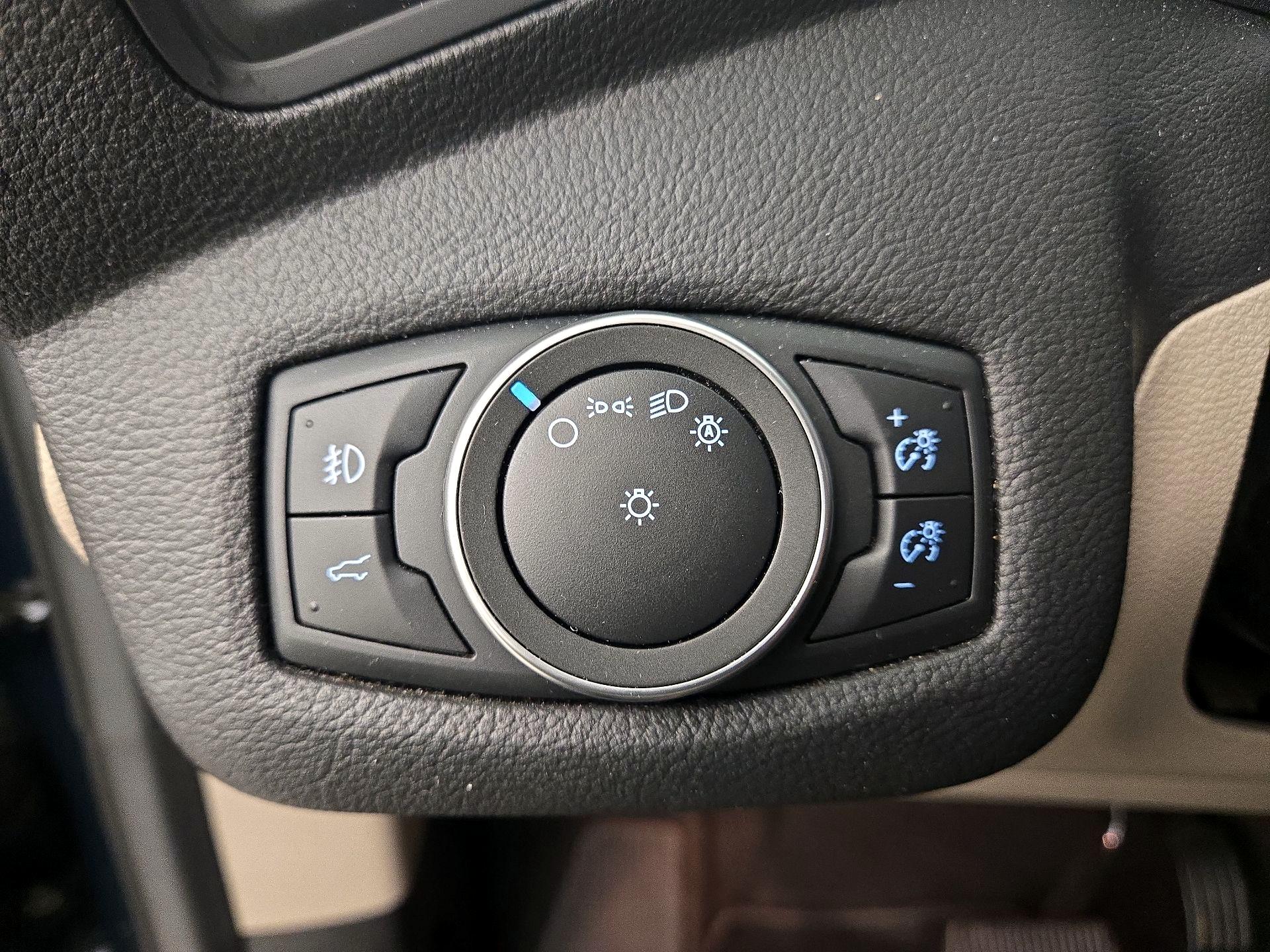 Thumbnail: 2019 Ford Escape - 13