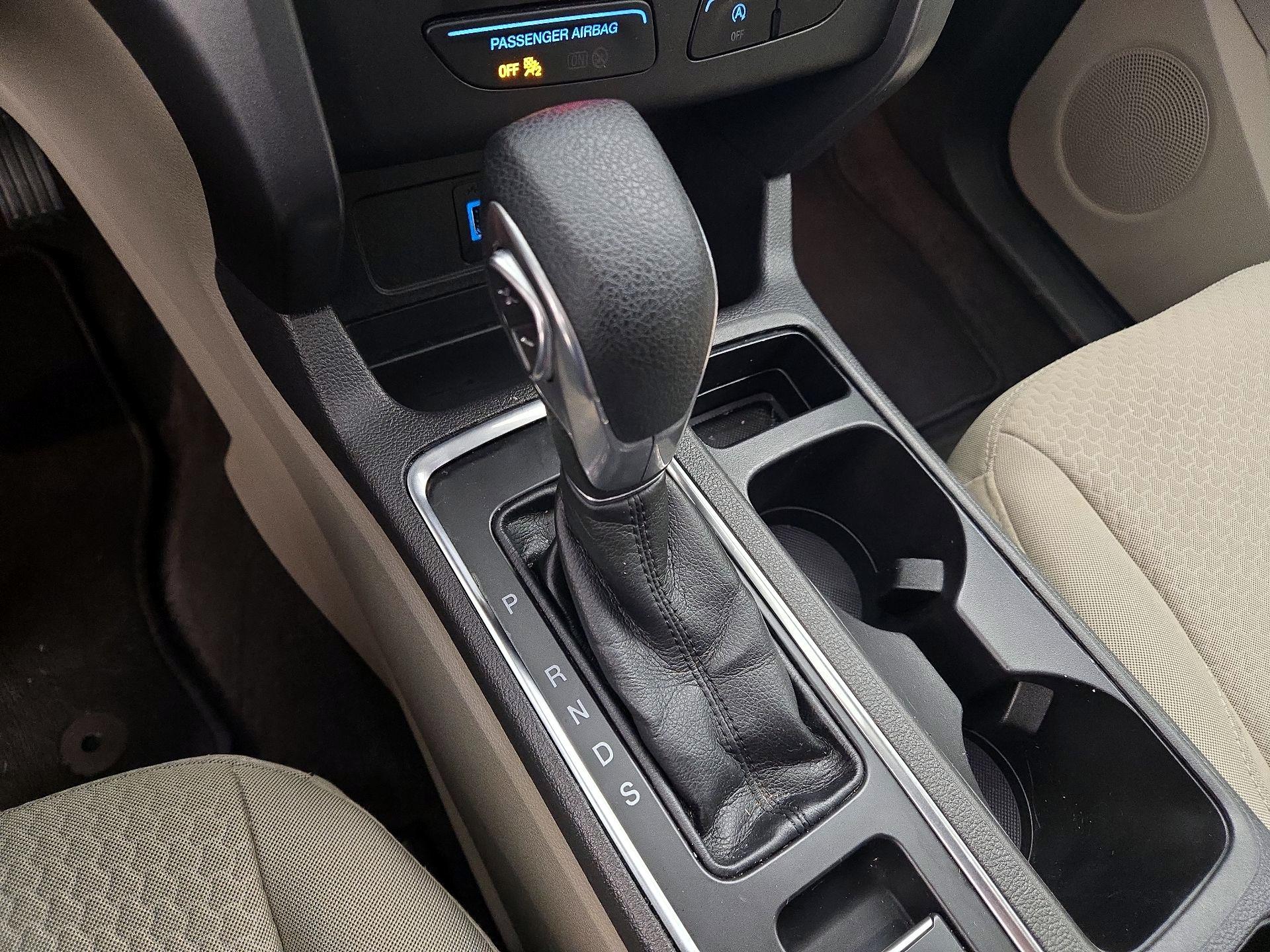 Thumbnail: 2019 Ford Escape - 17