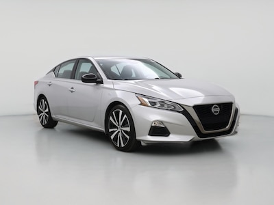 2022 Nissan Altima SR
