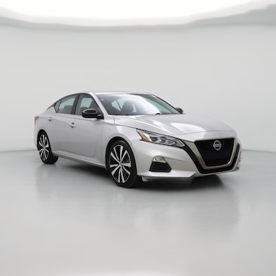 2022 Nissan Altima SR