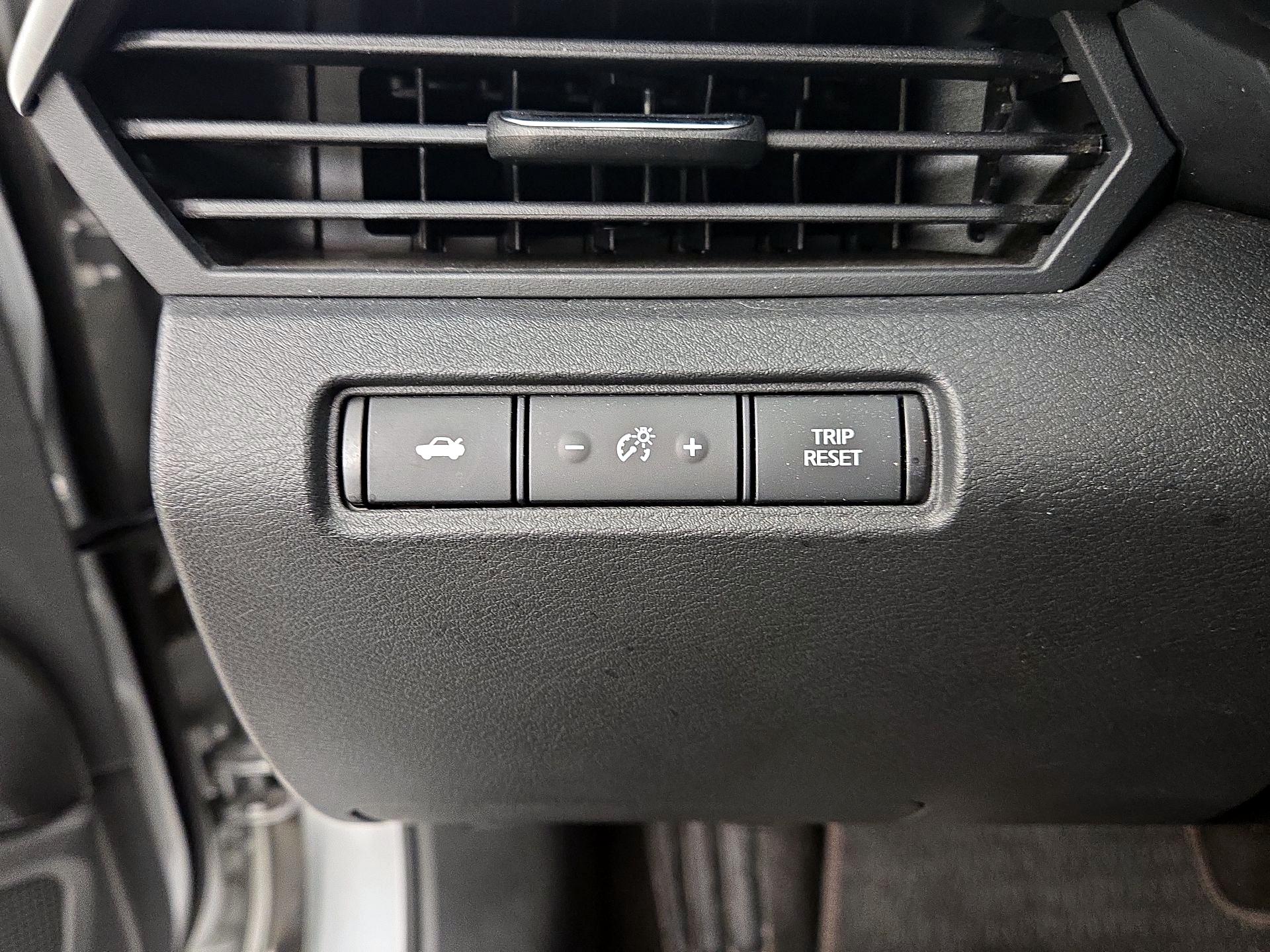 Thumbnail: 2022 Nissan Altima - 13