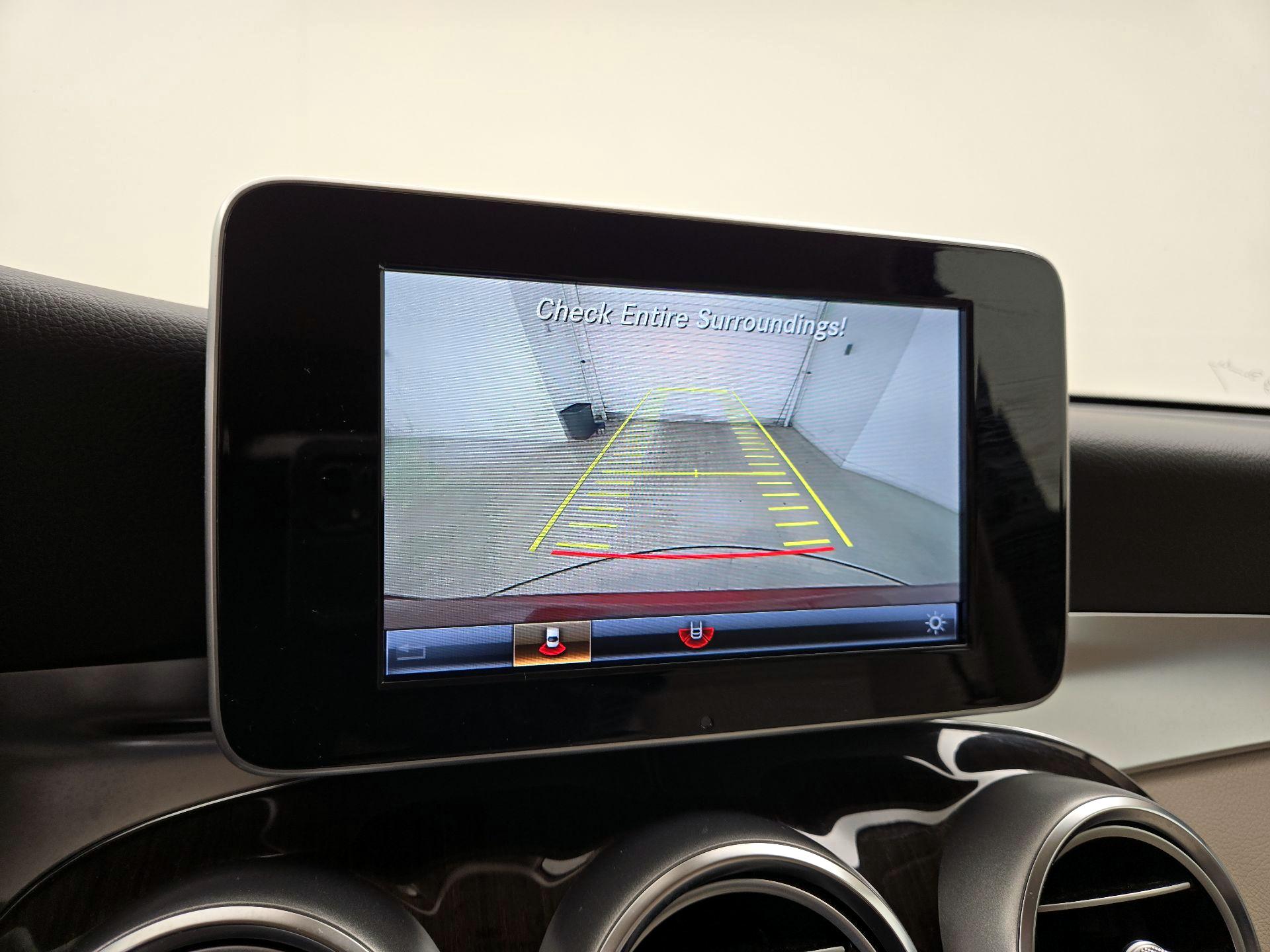 Thumbnail: 2019 Mercedes-Benz GLC - 14