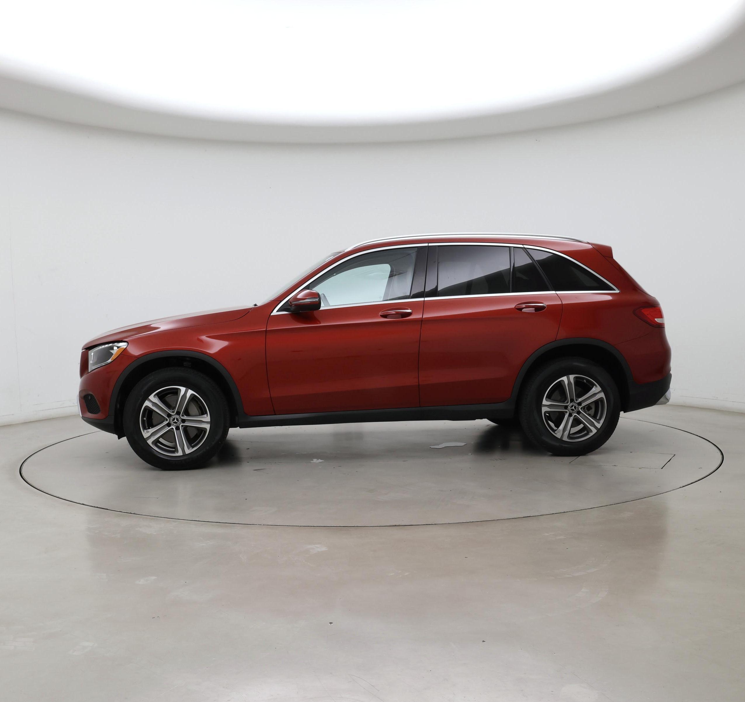 Thumbnail: 2019 Mercedes-Benz GLC - 3